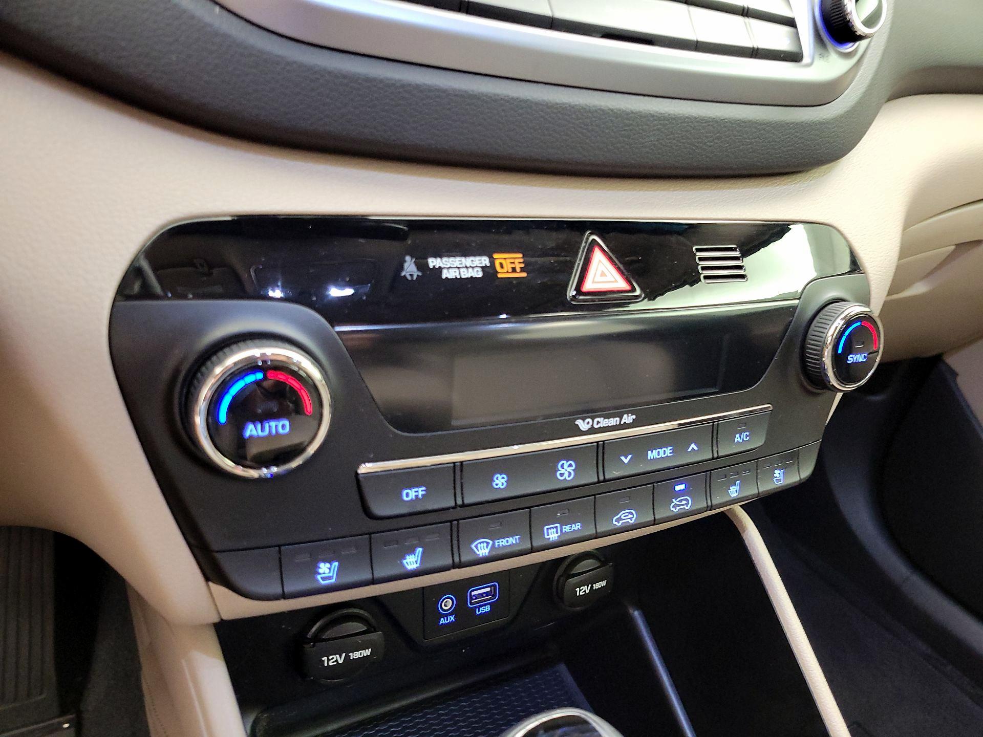 Thumbnail: 2016 Hyundai Tucson - 17