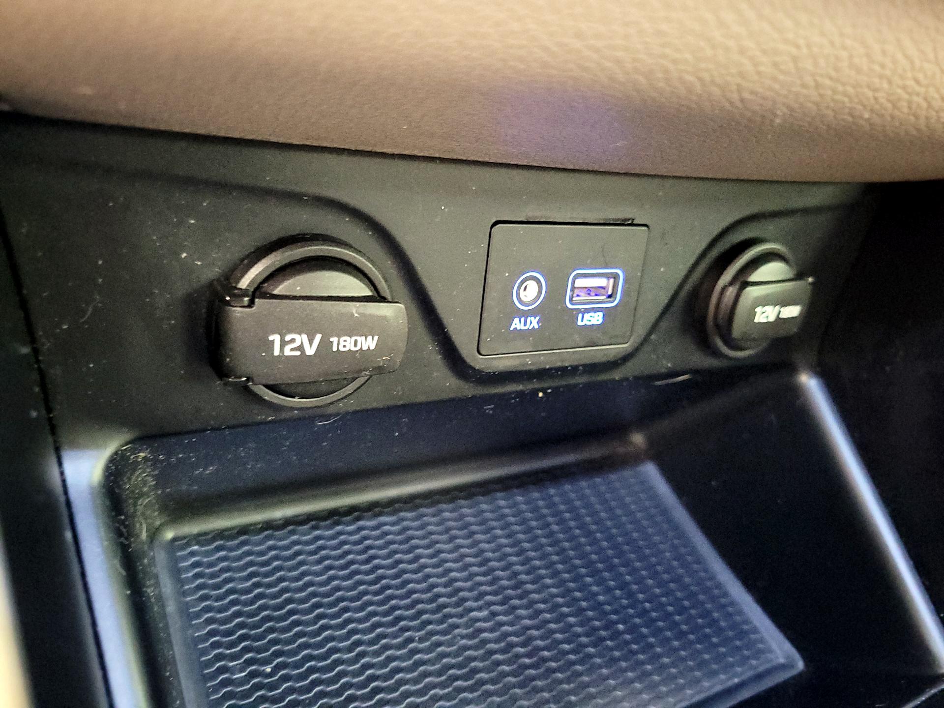 Thumbnail: 2016 Hyundai Tucson - 19
