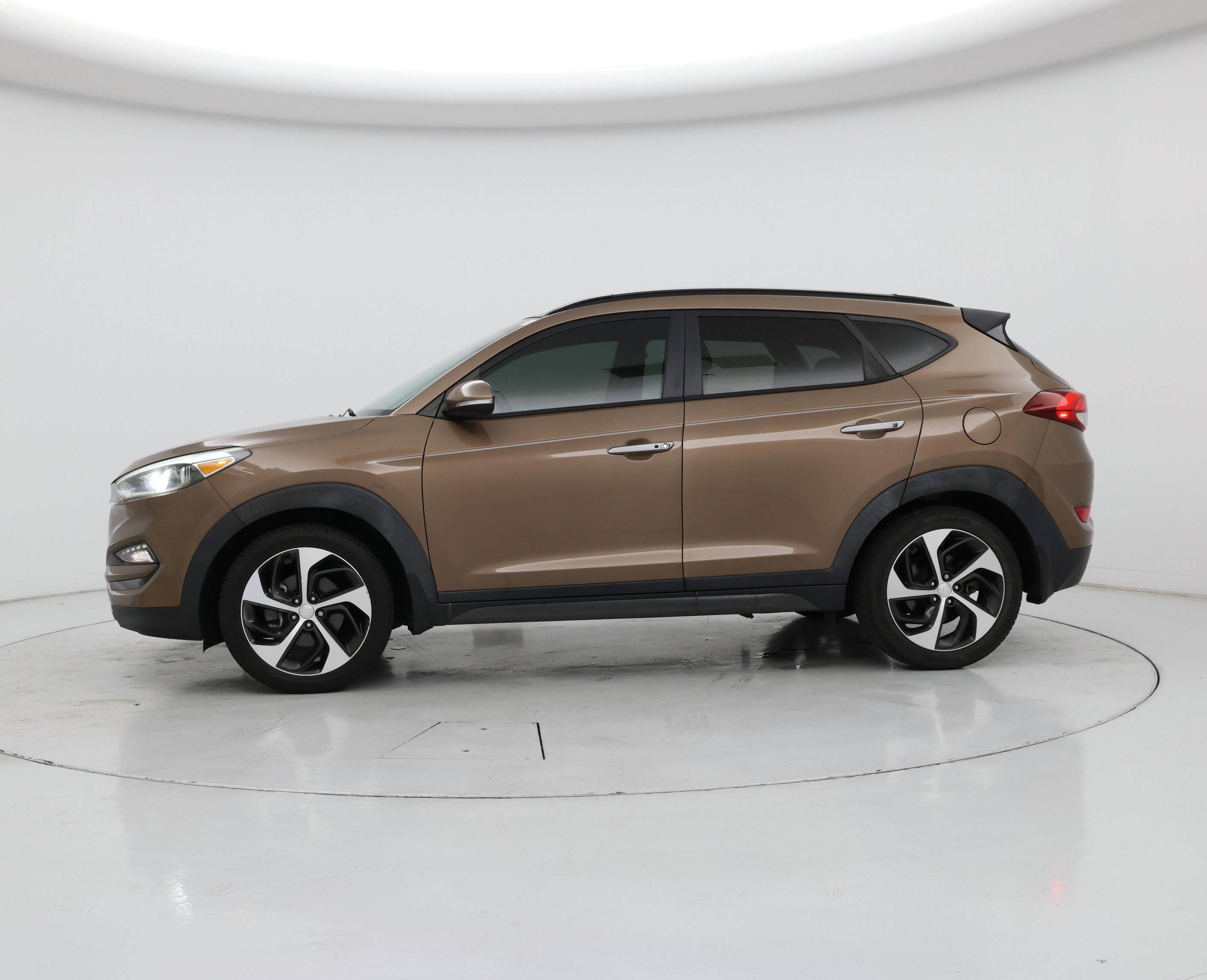 Thumbnail: 2016 Hyundai Tucson - 3