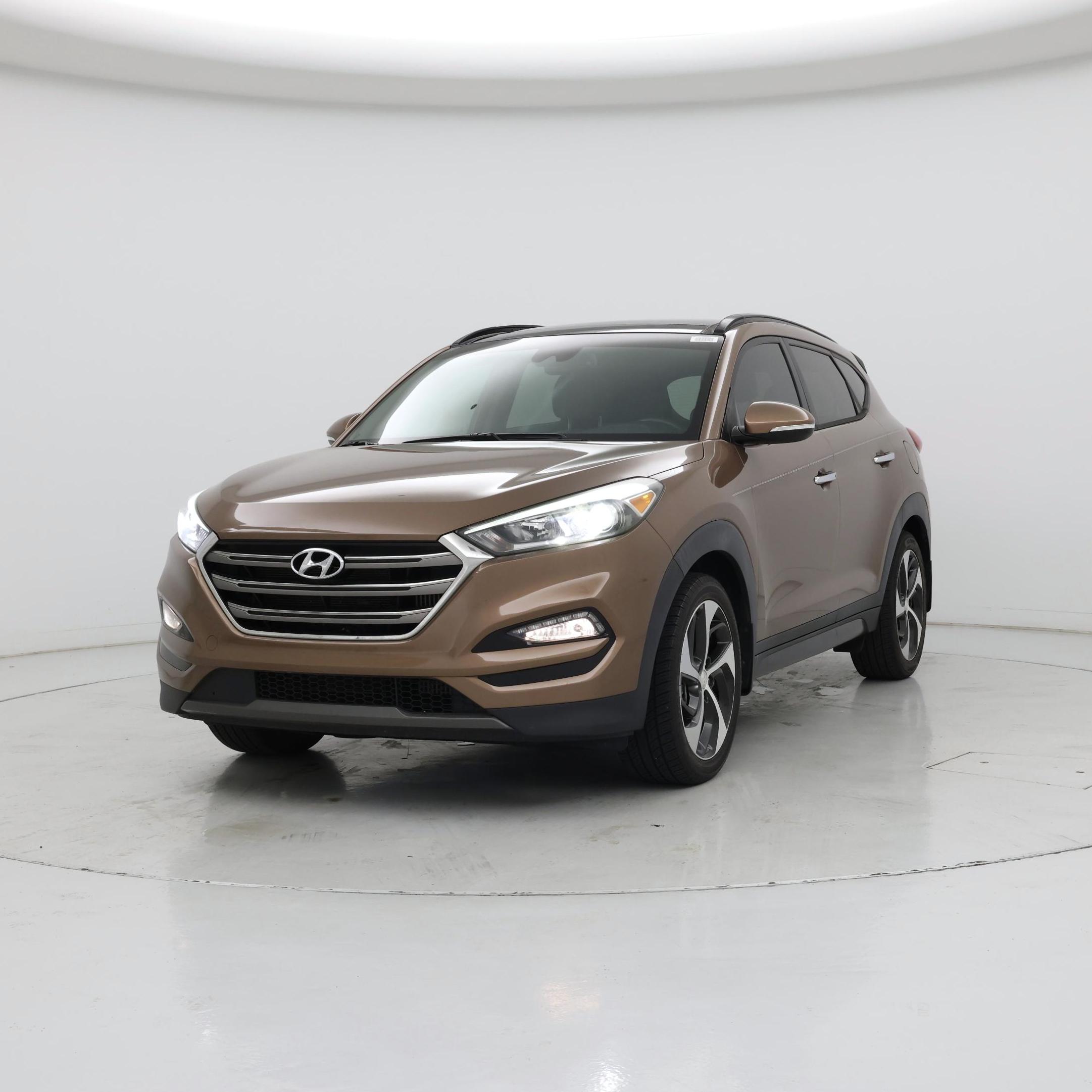 Thumbnail: 2016 Hyundai Tucson - 4