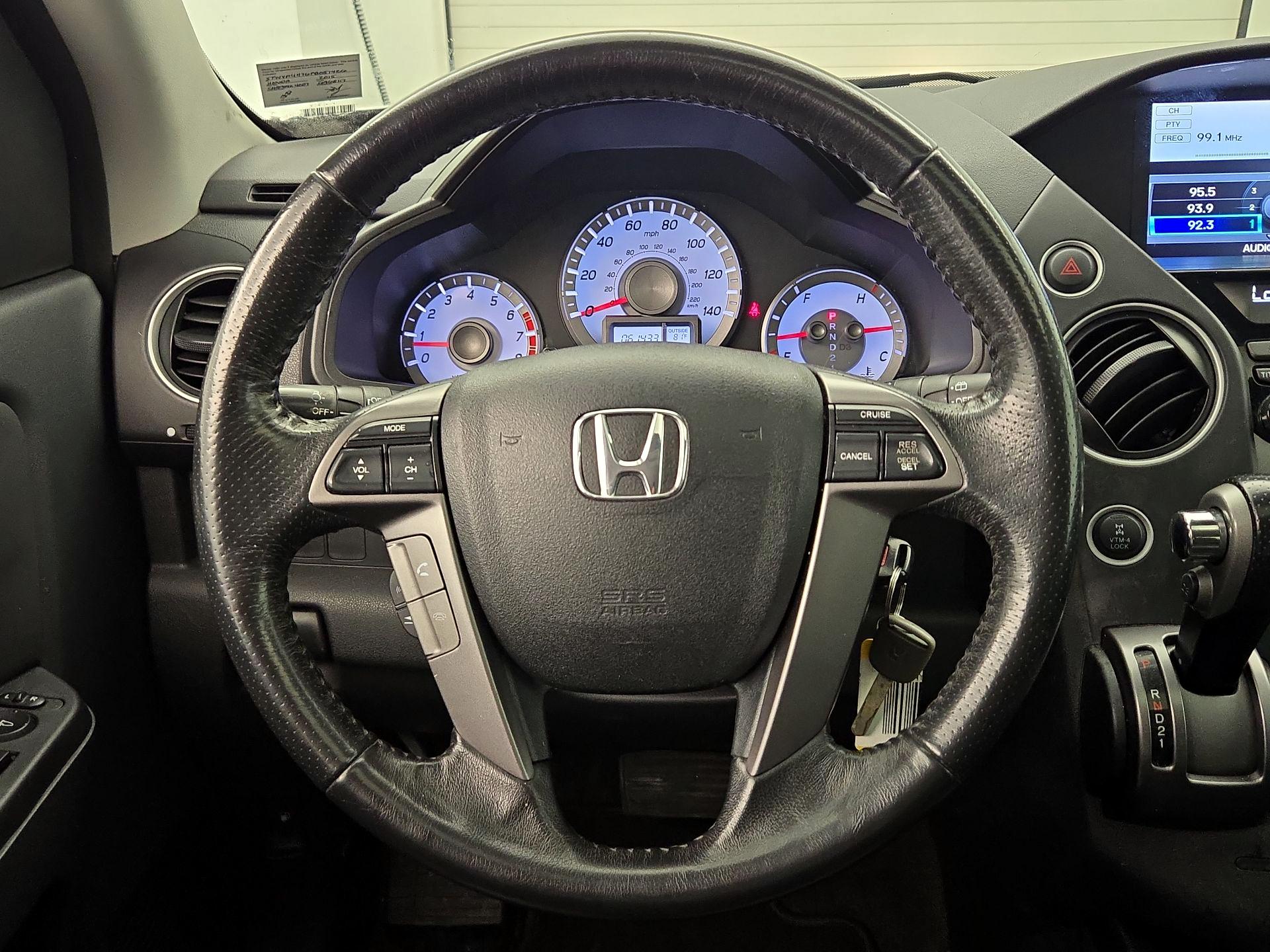 Thumbnail: 2015 Honda Pilot - 10