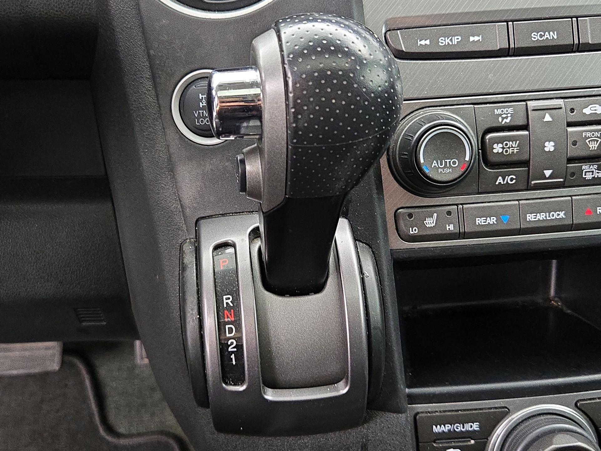 Thumbnail: 2015 Honda Pilot - 18