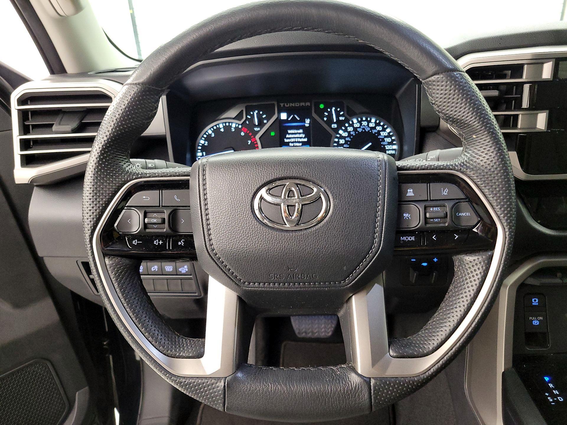 Thumbnail: 2024 Toyota Tundra - 10