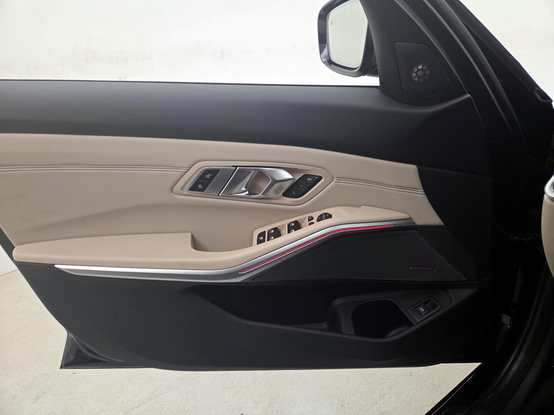 Thumbnail: 2020 BMW 3 Series - 12