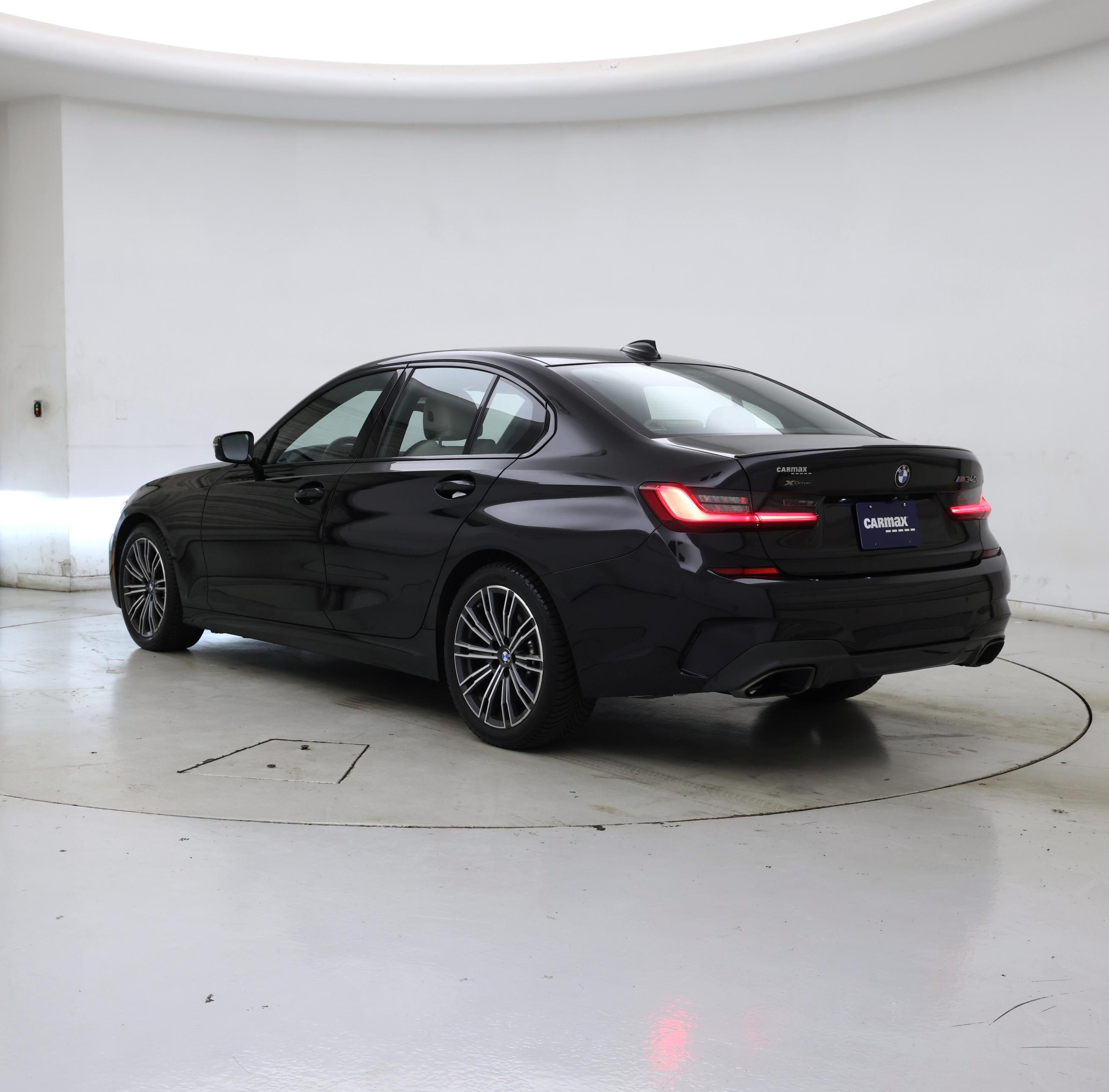 Thumbnail: 2020 BMW 3 Series - 2