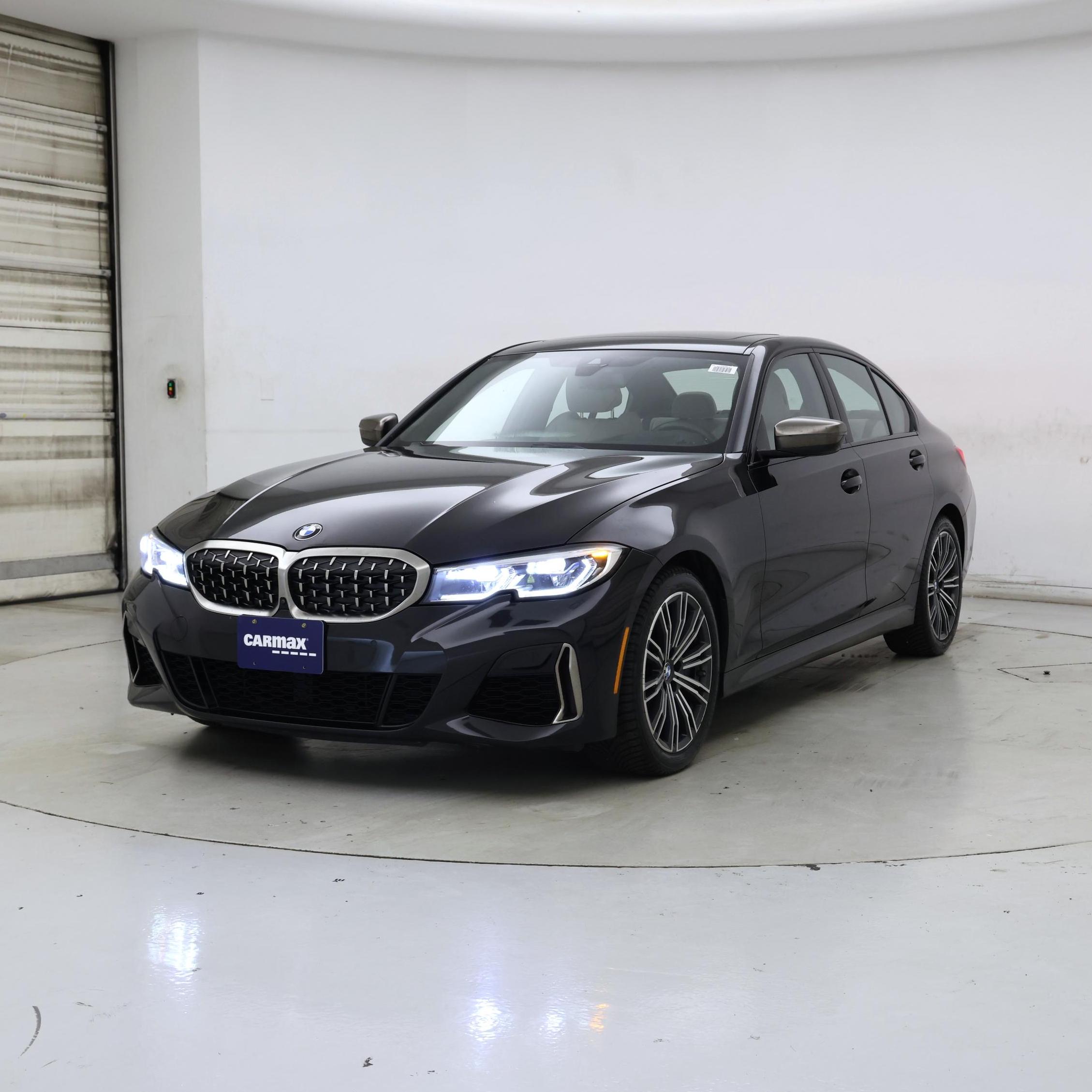 Thumbnail: 2020 BMW 3 Series - 4