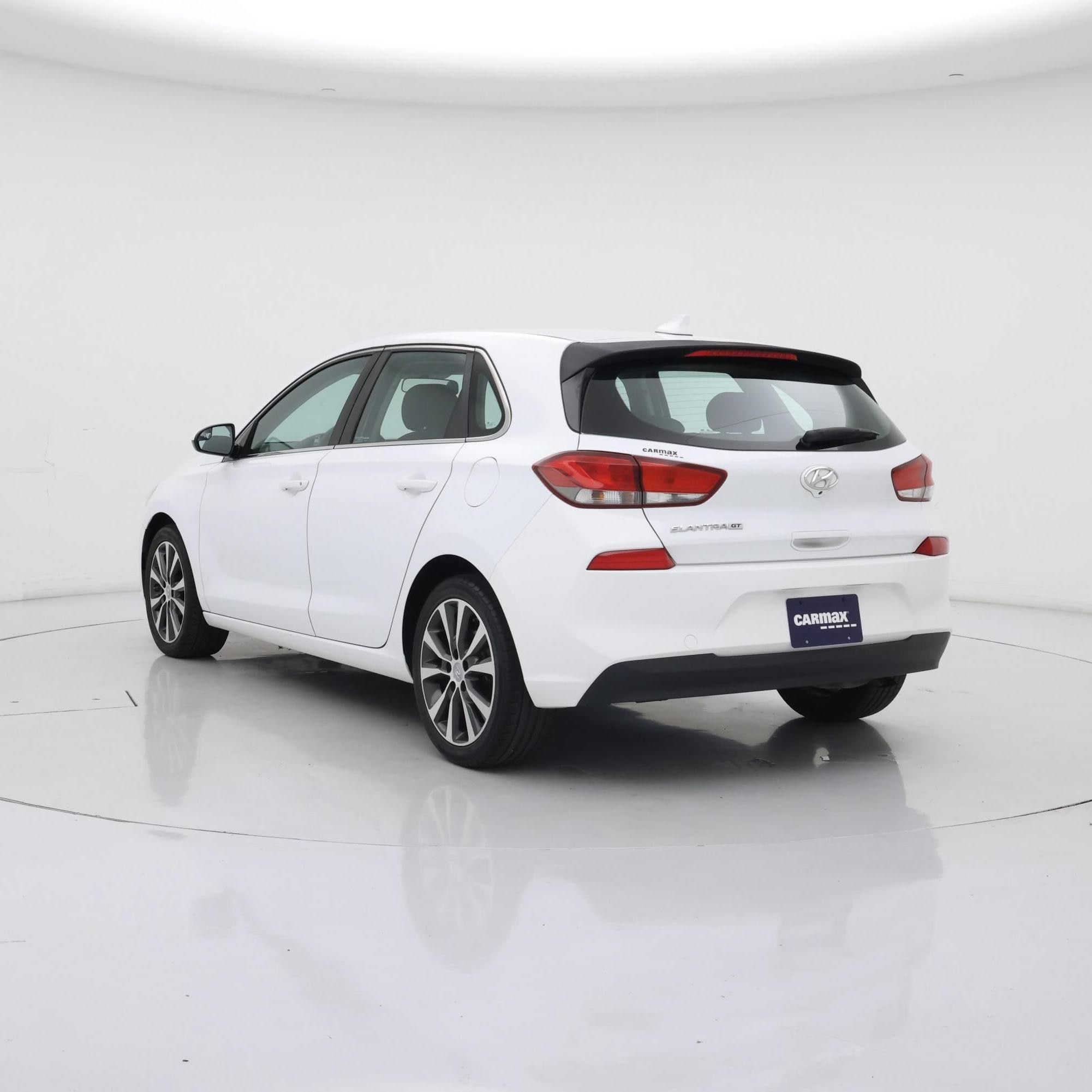 Thumbnail: 2019 Hyundai Elantra - 2