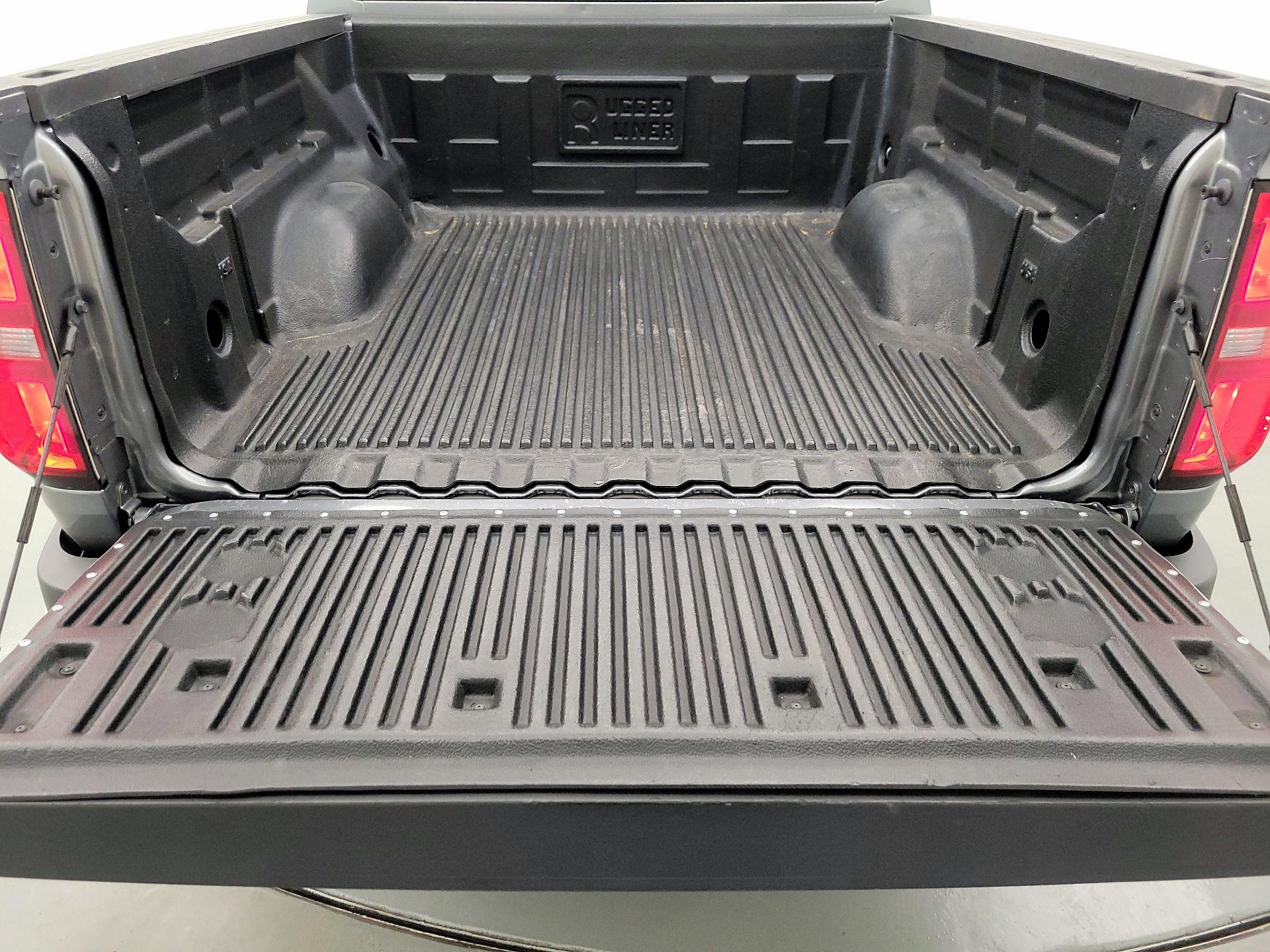 Thumbnail: 2021 Chevrolet Colorado - 20