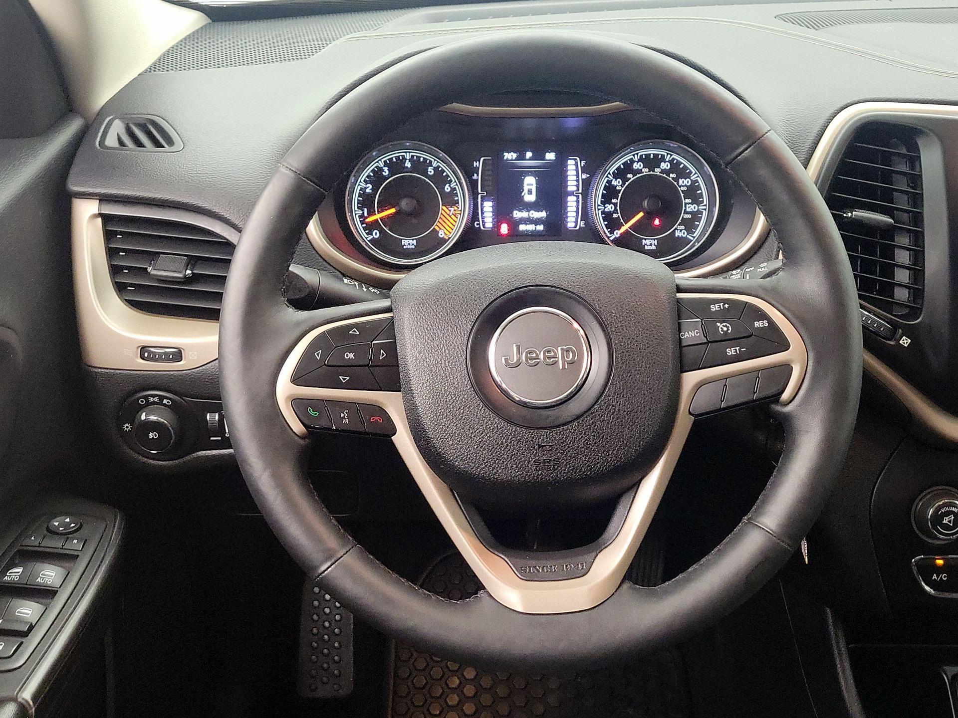 Thumbnail: 2014 Jeep Cherokee - 10