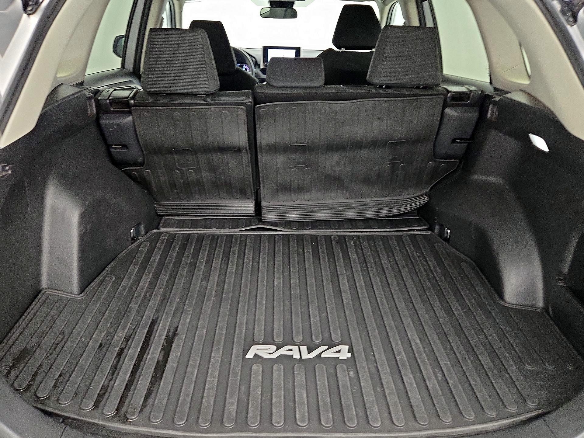 Thumbnail: 2025 Toyota RAV4 - 19