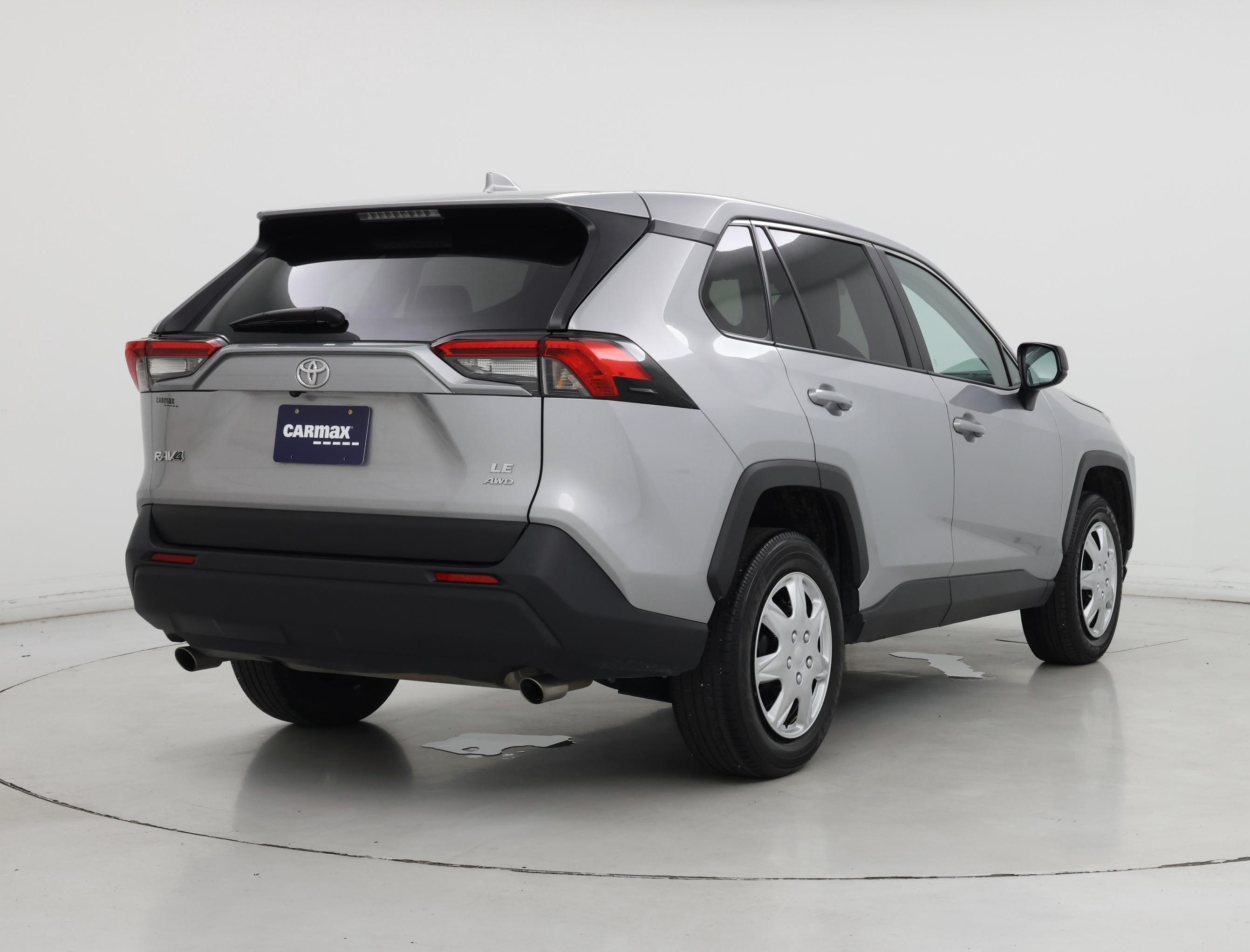 Thumbnail: 2025 Toyota RAV4 - 8