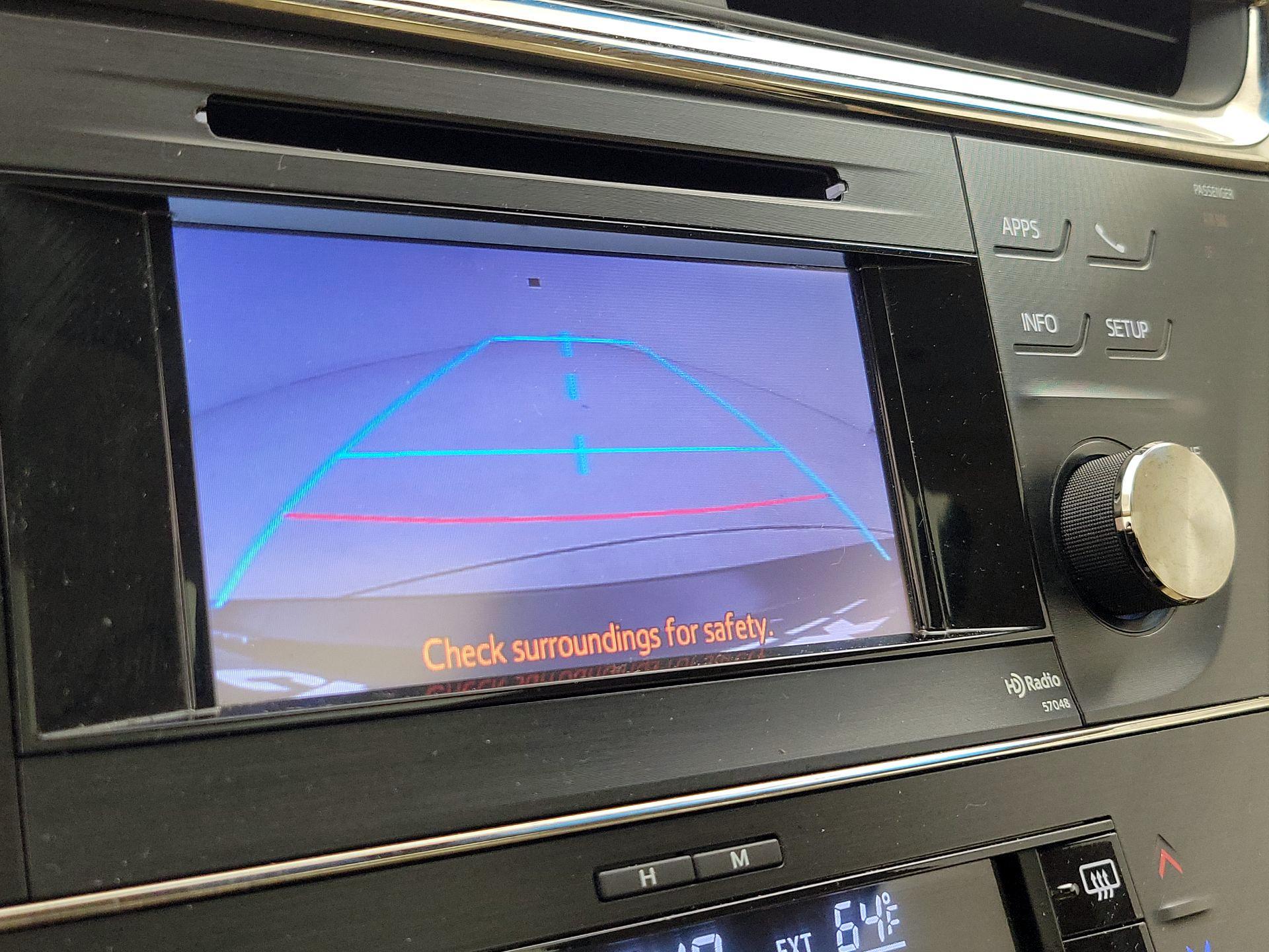 Thumbnail: 2014 Toyota Avalon - 15