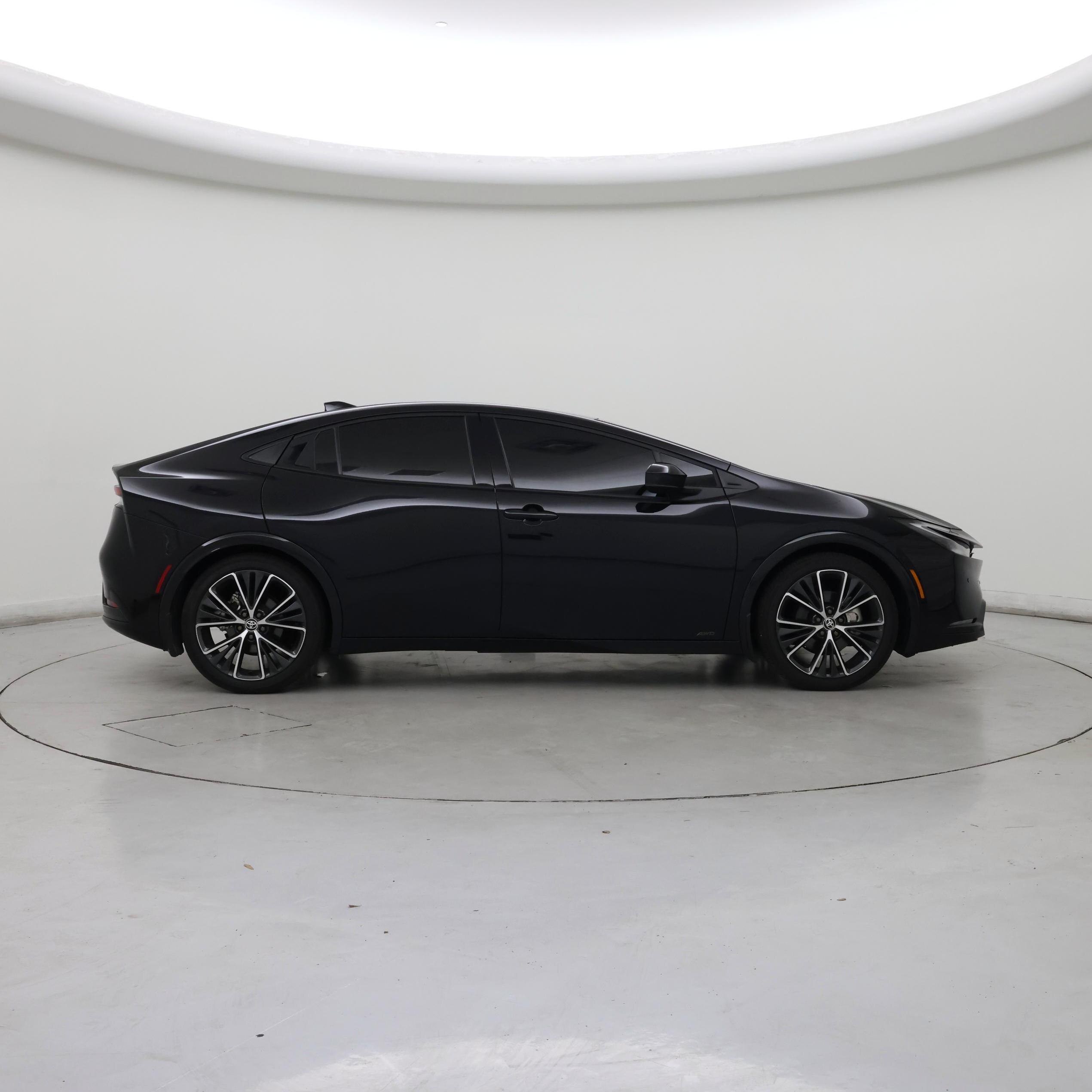 Thumbnail: 2024 Toyota Prius - 7