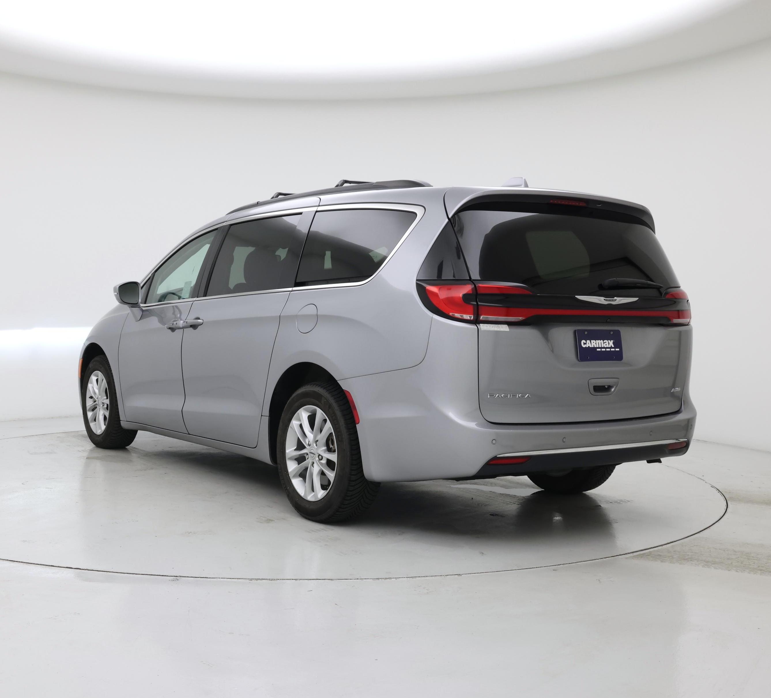 Thumbnail: 2021 Chrysler Pacifica - 2