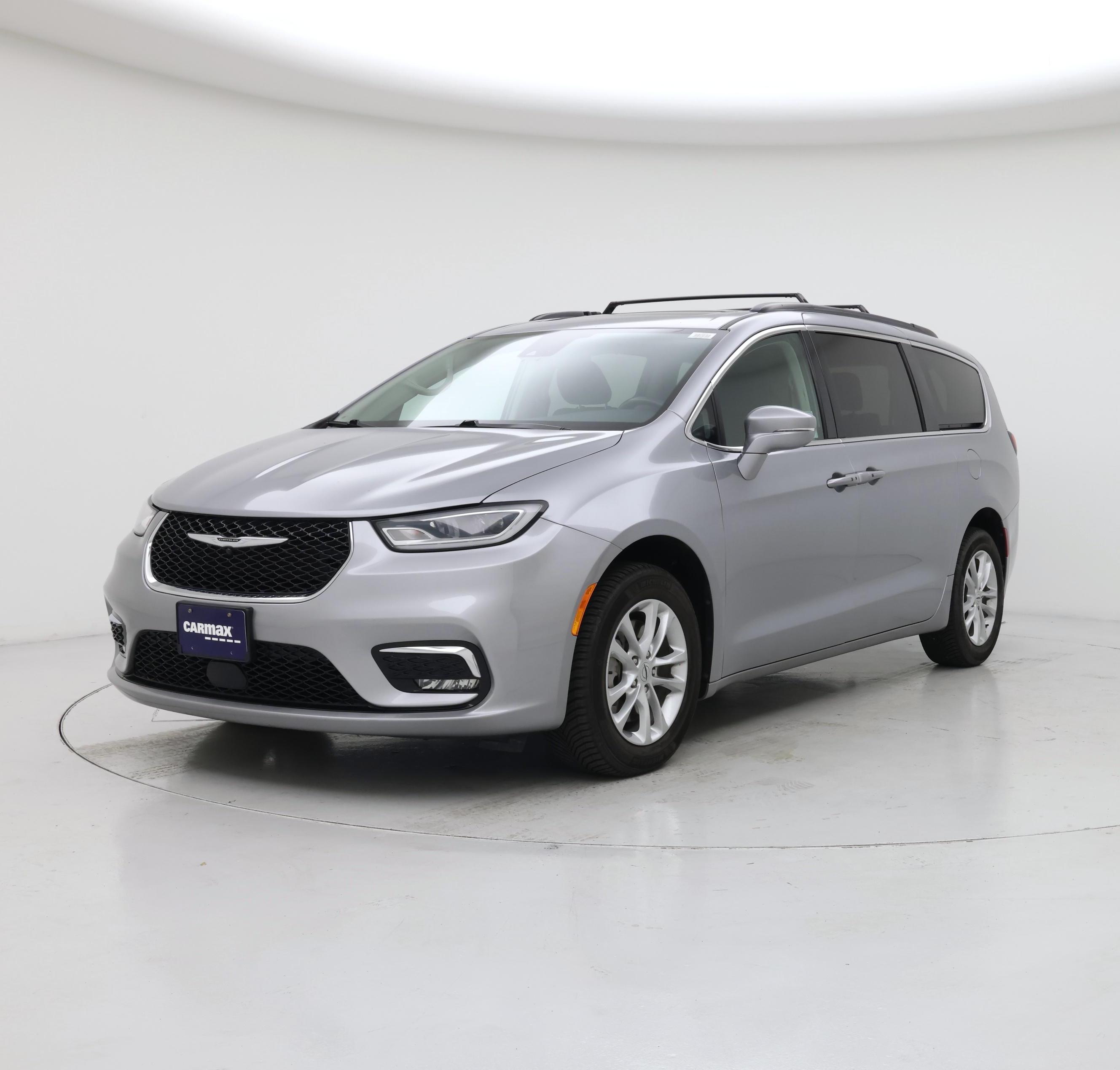 Thumbnail: 2021 Chrysler Pacifica - 4