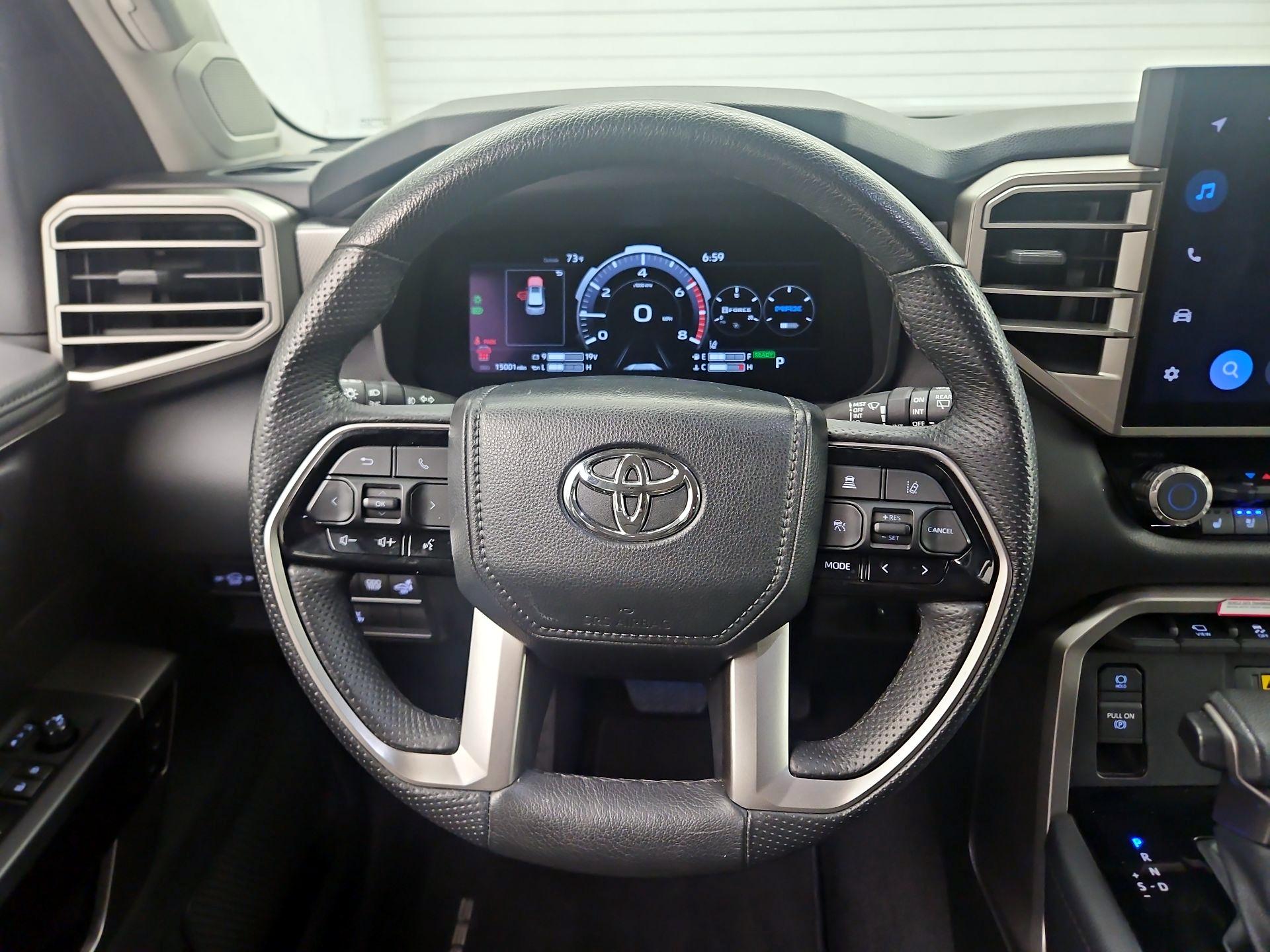 Thumbnail: 2024 Toyota Sequoia - 10