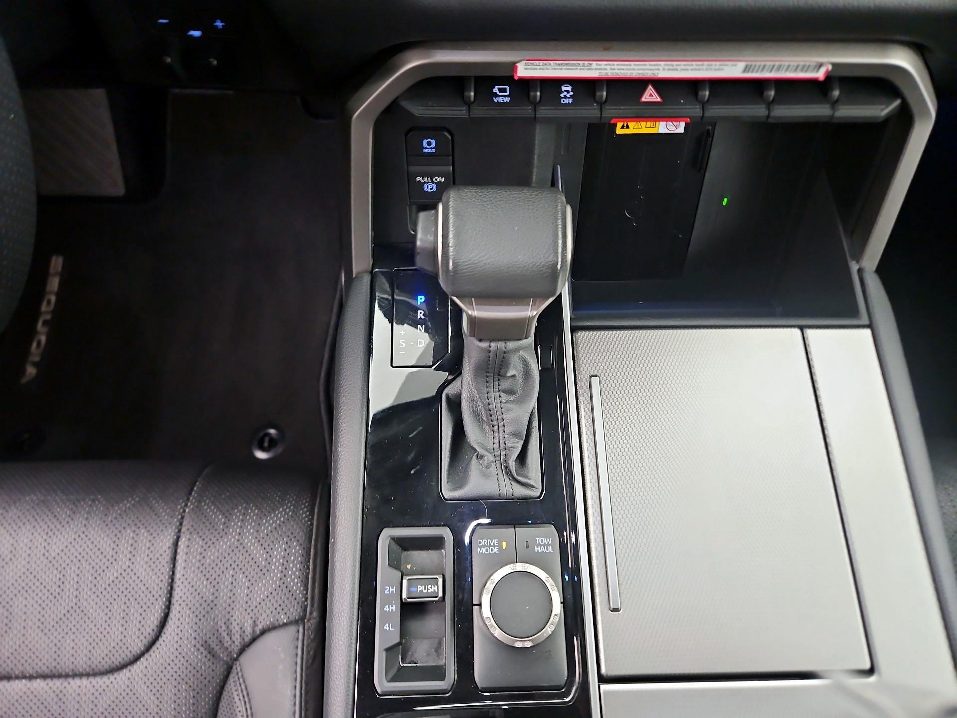 Thumbnail: 2024 Toyota Sequoia - 17