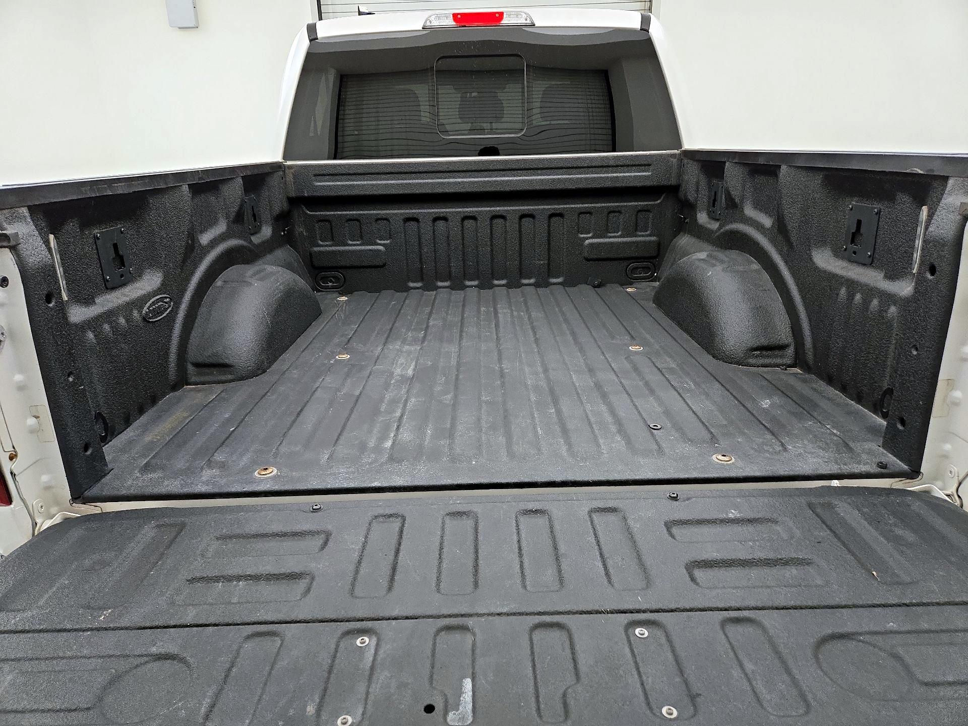 Thumbnail: 2015 Ford F-150 - 20