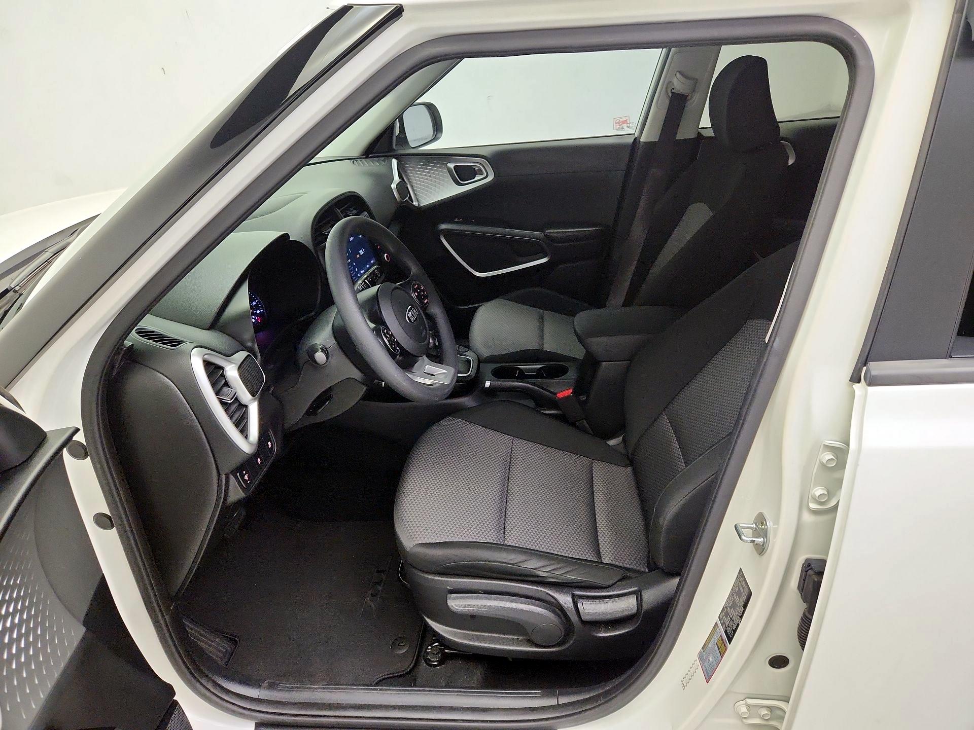 Thumbnail: 2020 Kia Soul - 11