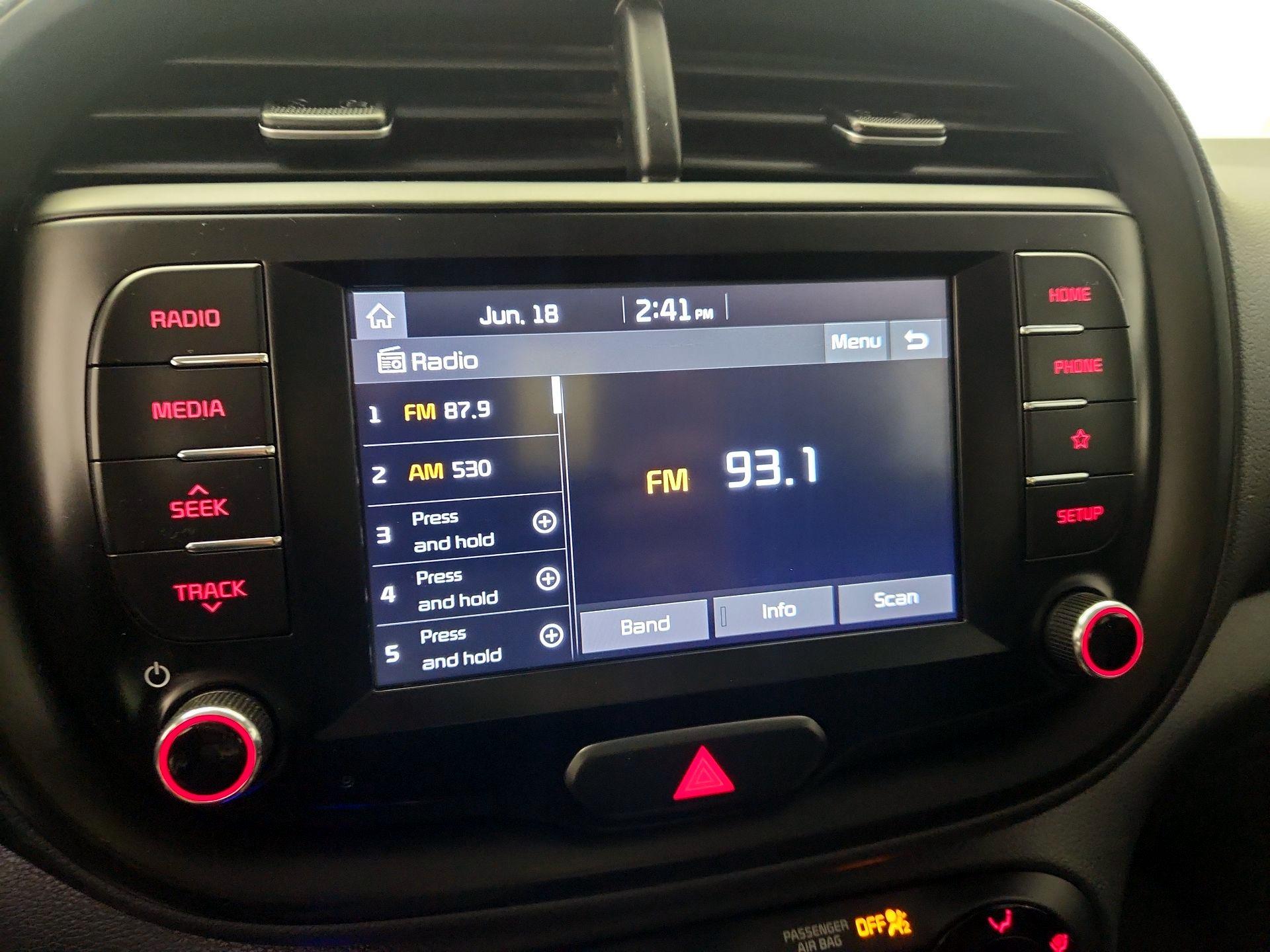 Thumbnail: 2020 Kia Soul - 15