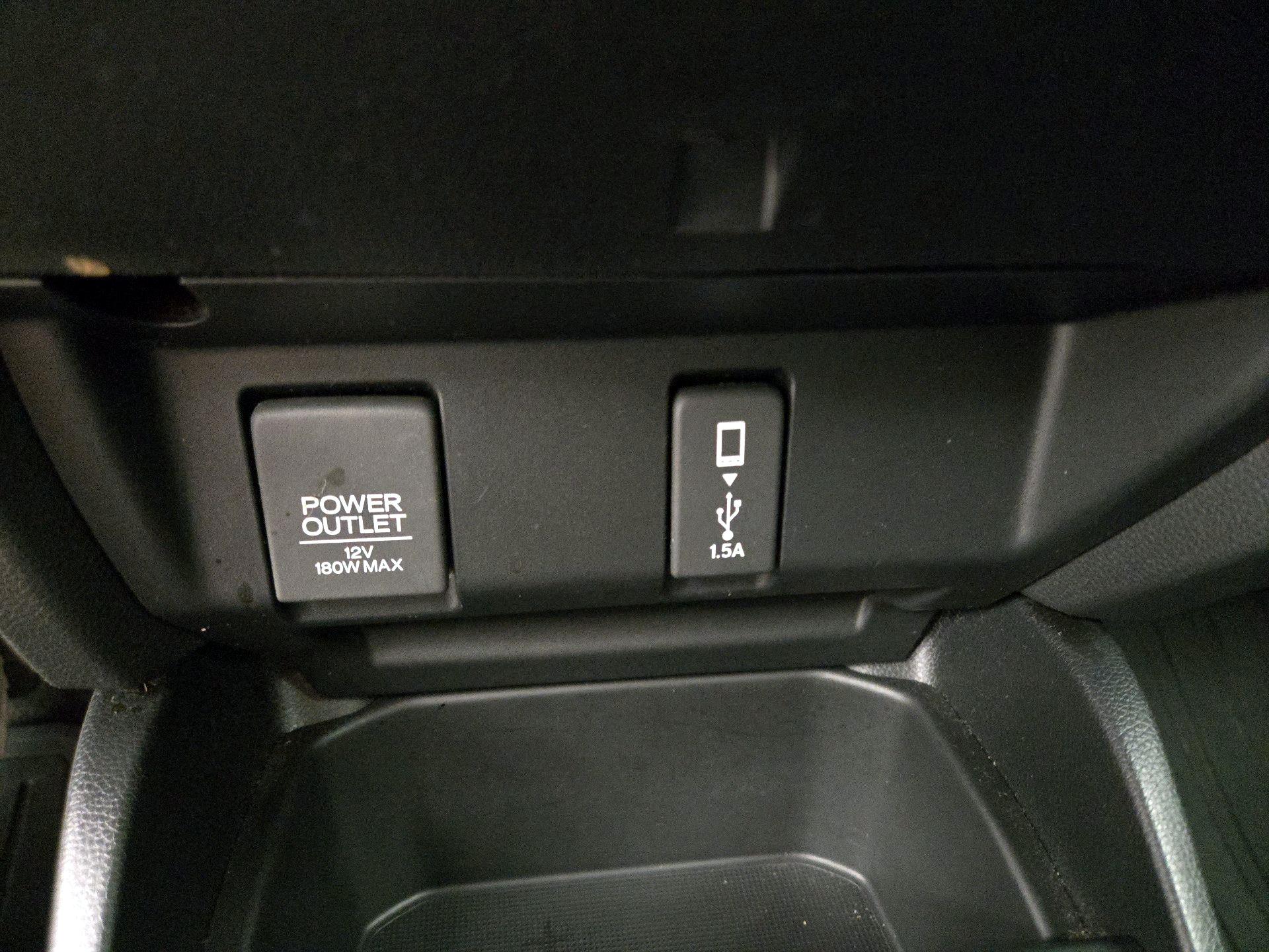 Thumbnail: 2018 Honda Fit - 18