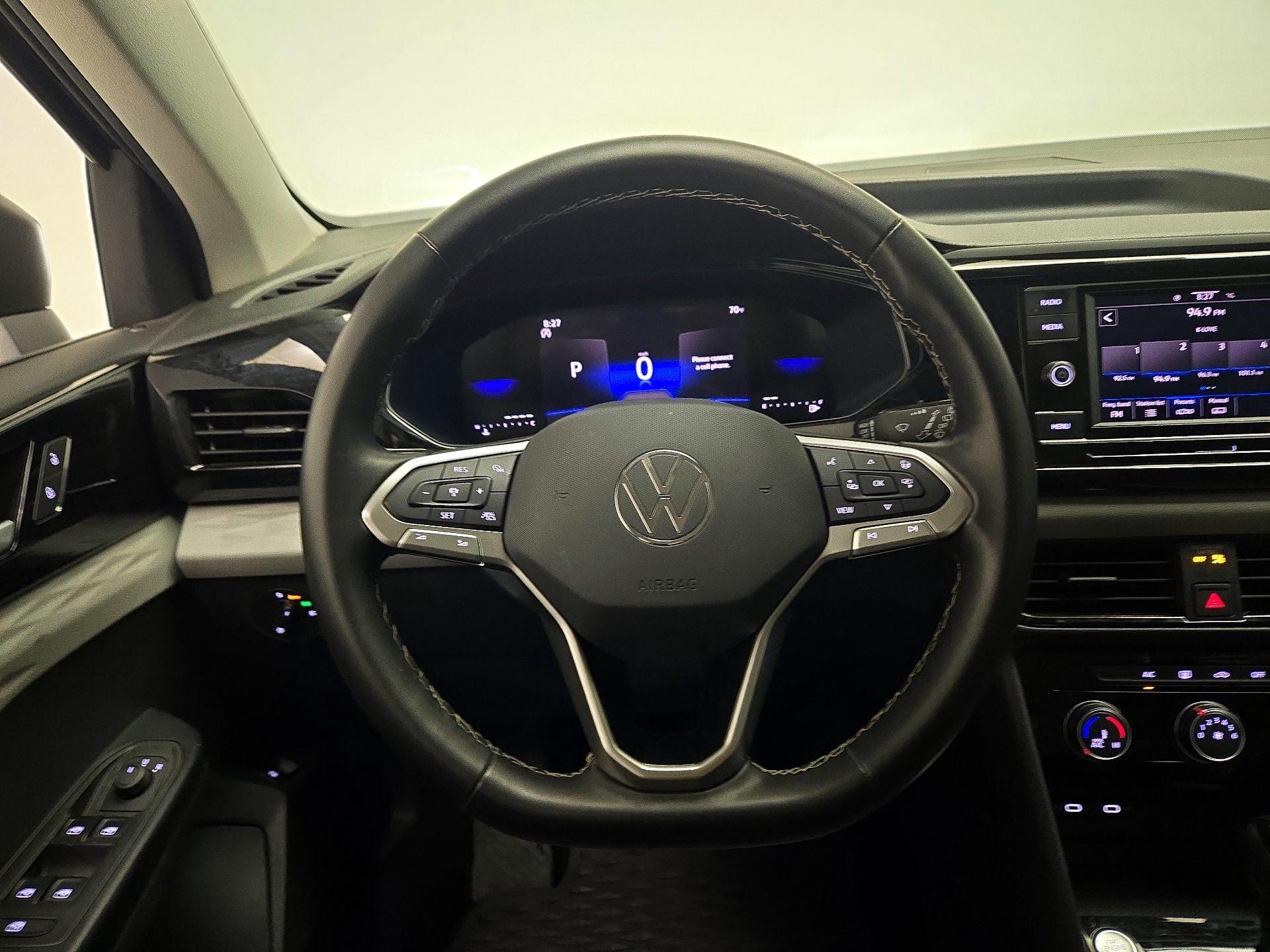 Thumbnail: 2024 Volkswagen Taos - 10