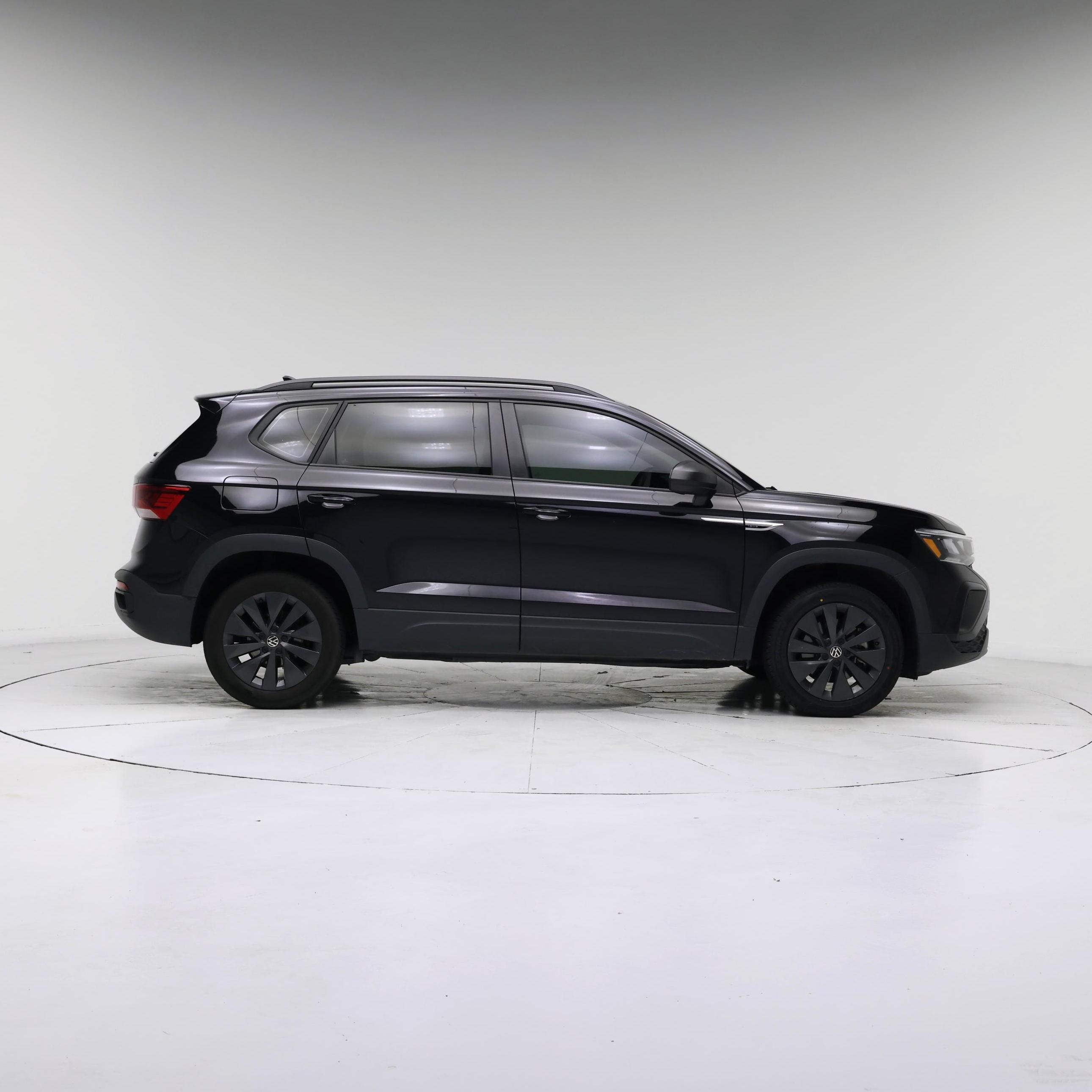 Thumbnail: 2024 Volkswagen Taos - 7