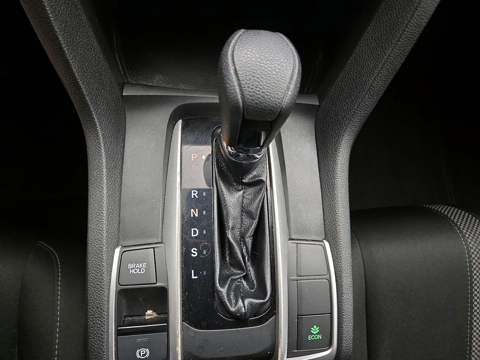 2019 Honda Civic LX - Photo 18