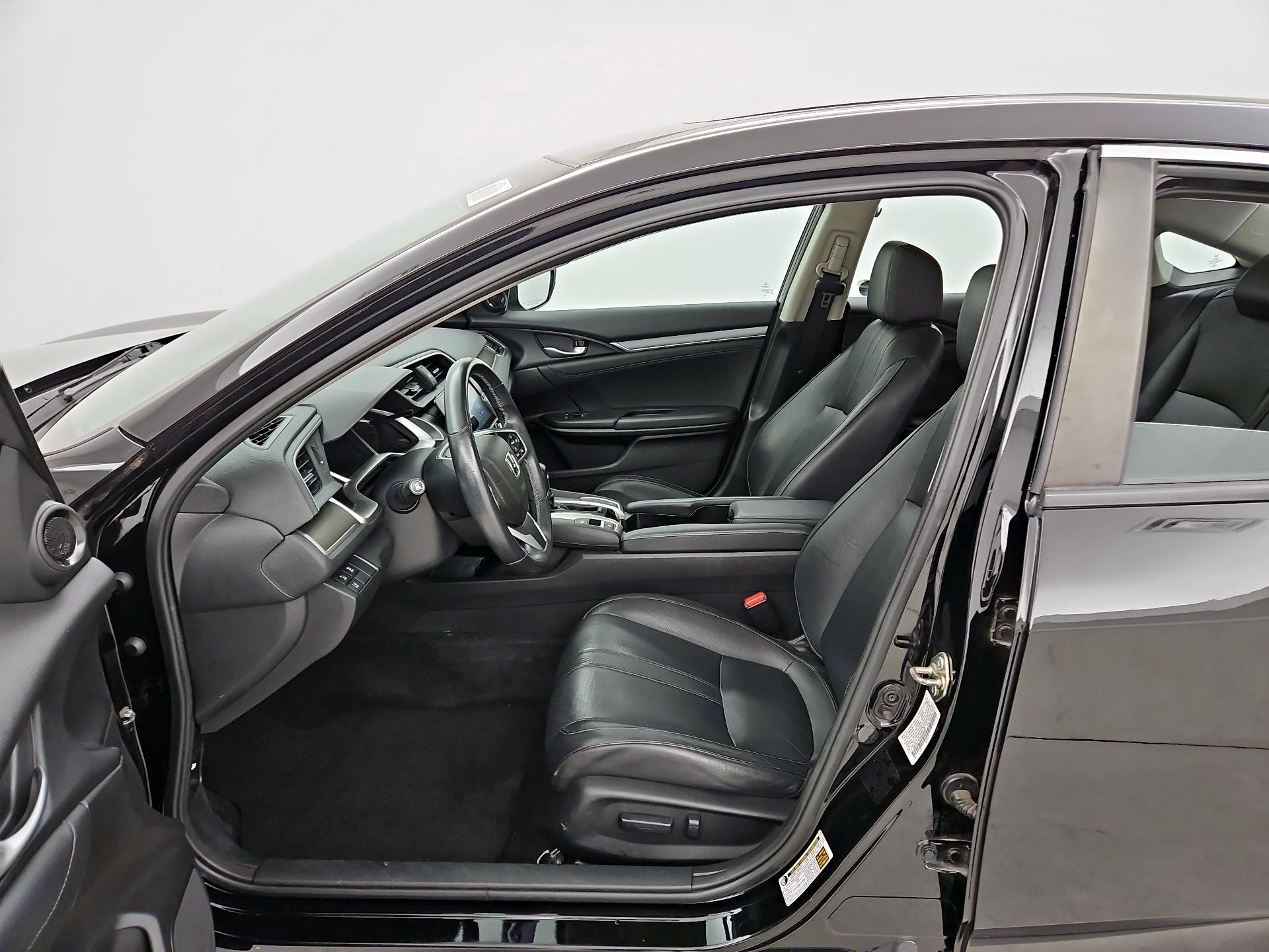 Thumbnail: 2016 Honda Civic - 11