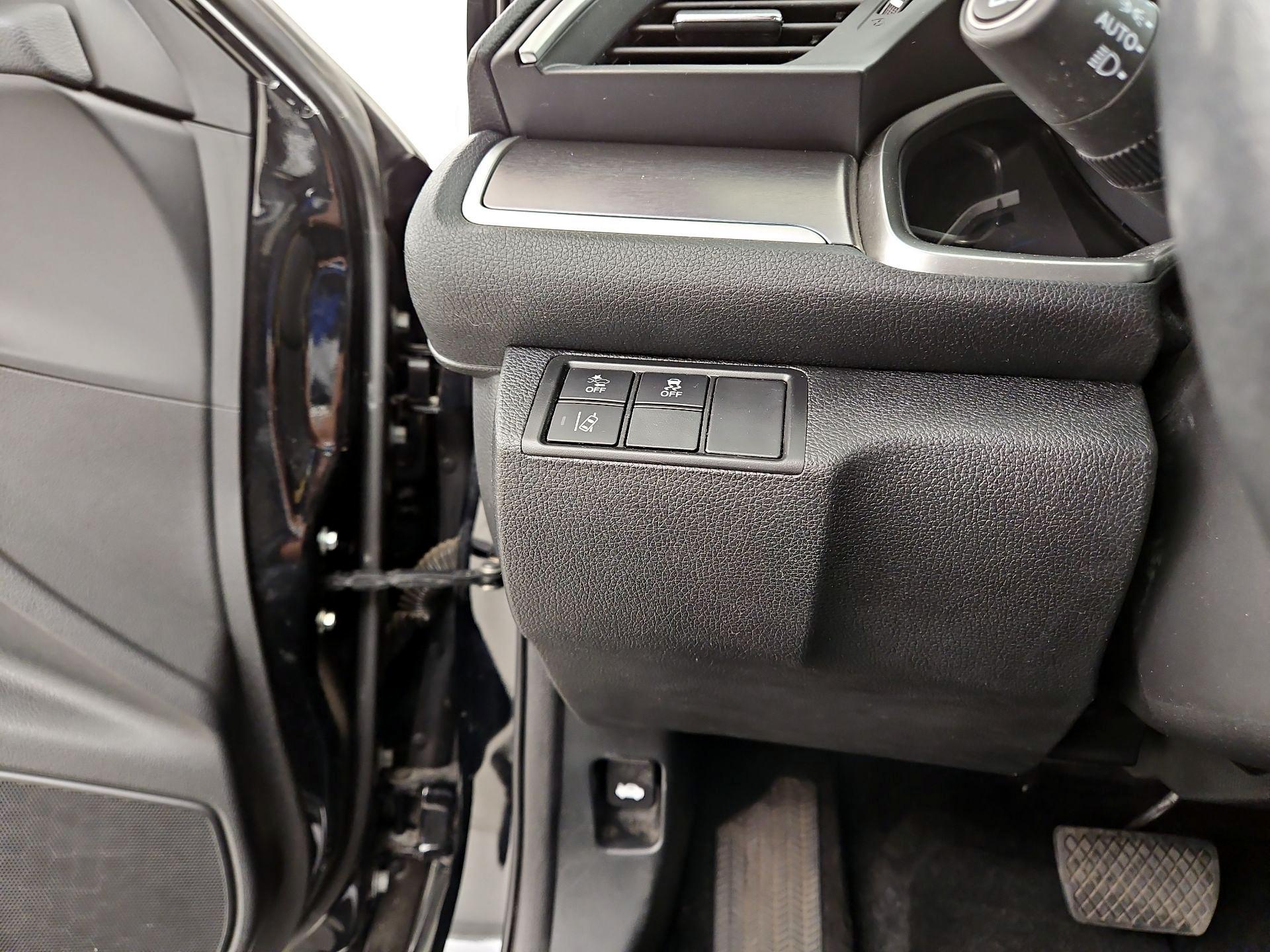 Thumbnail: 2016 Honda Civic - 13