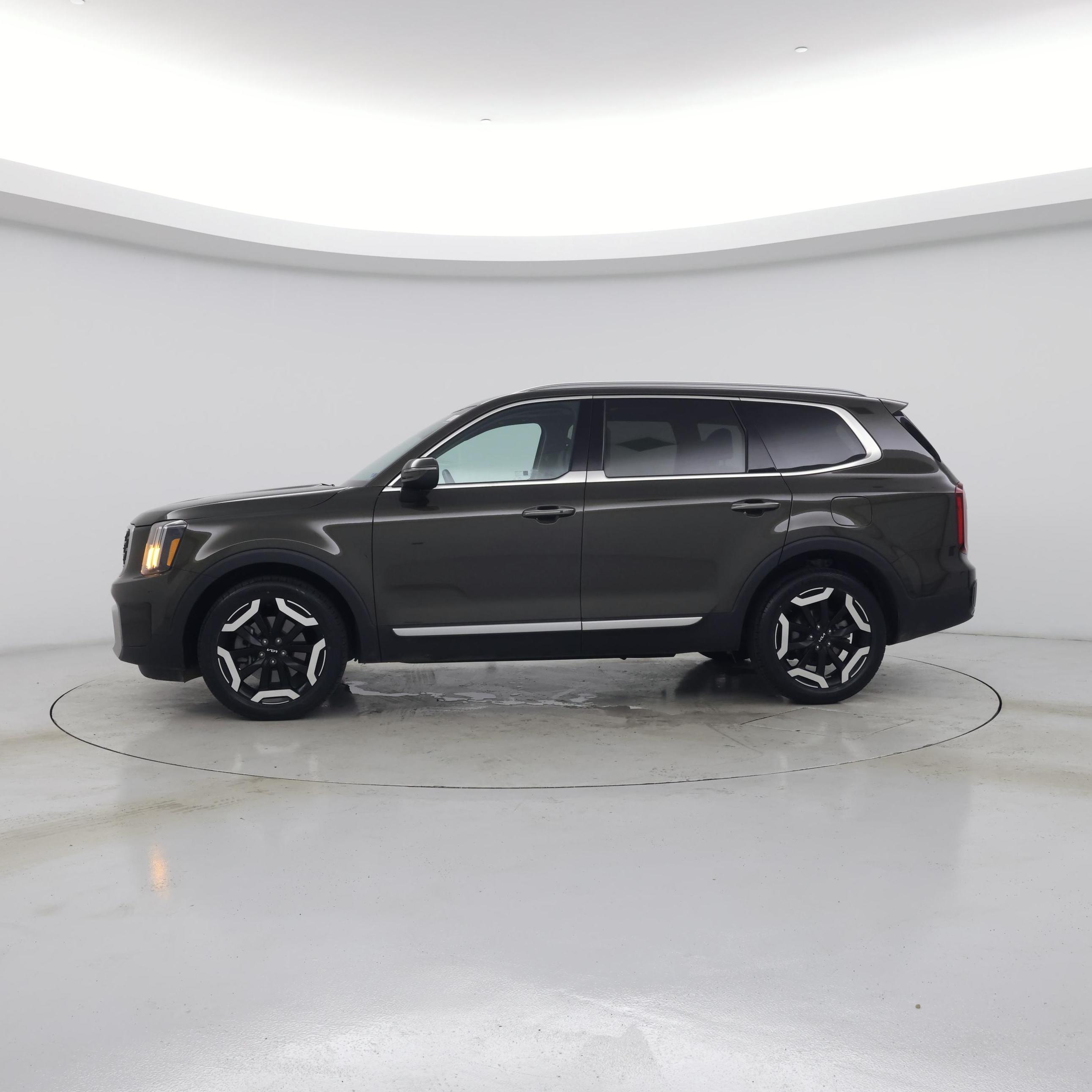 Thumbnail: 2024 Kia Telluride - 3