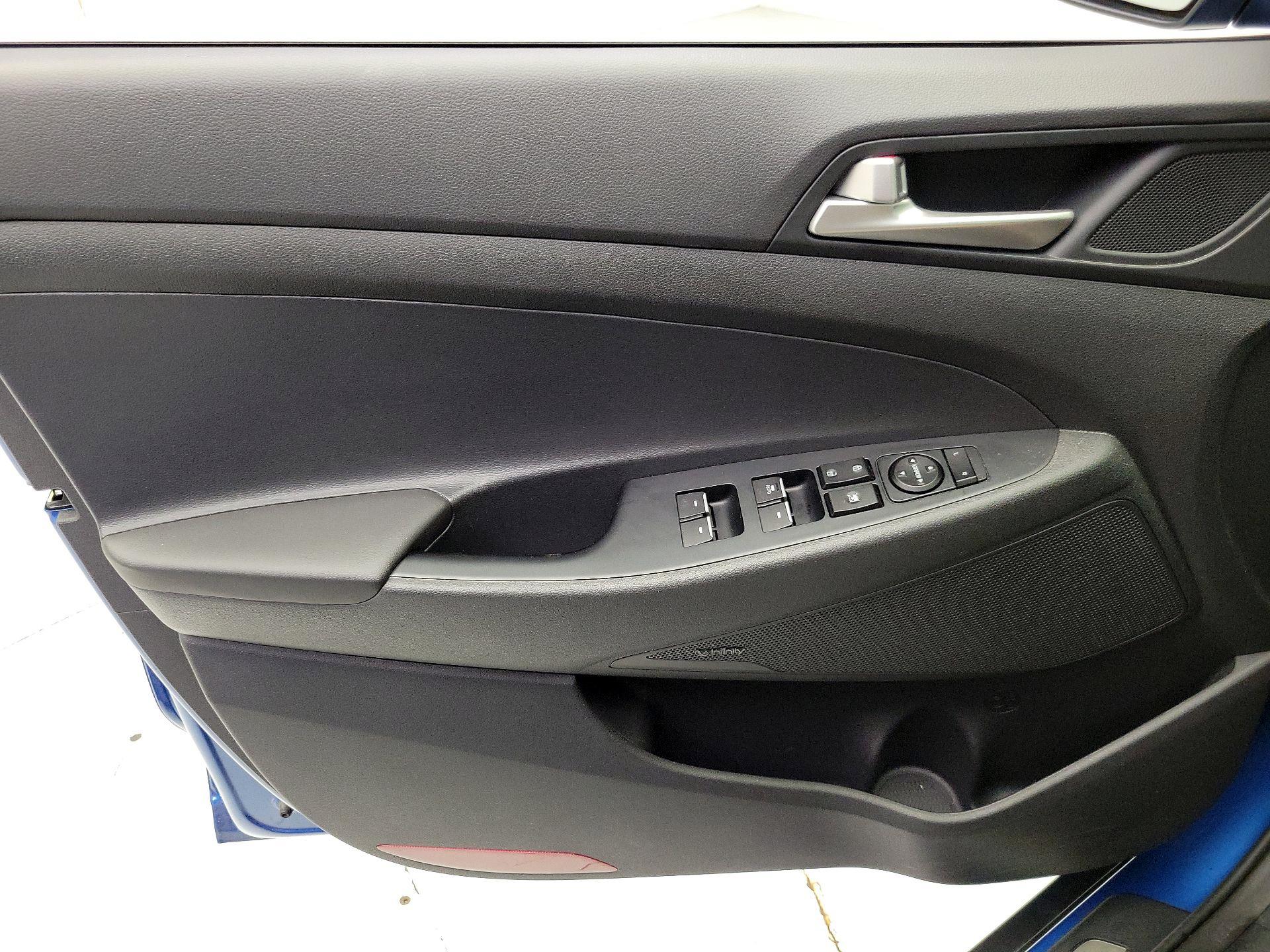 Thumbnail: 2020 Hyundai Tucson - 12