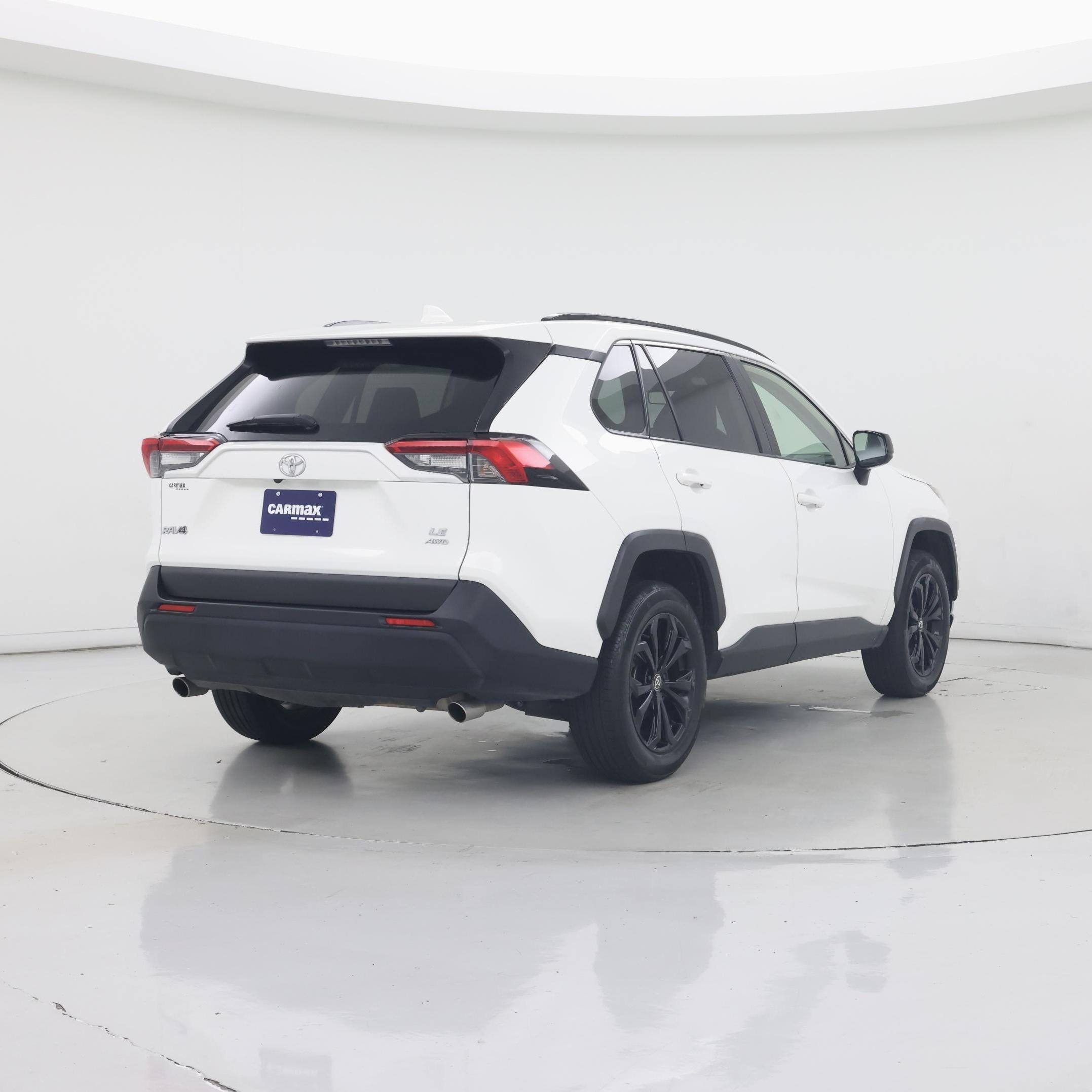 Thumbnail: 2019 Toyota RAV4 - 8