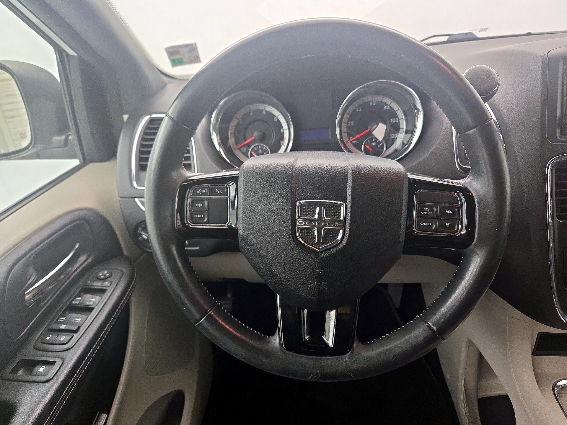 Thumbnail: 2019 Dodge Grand Caravan - 10