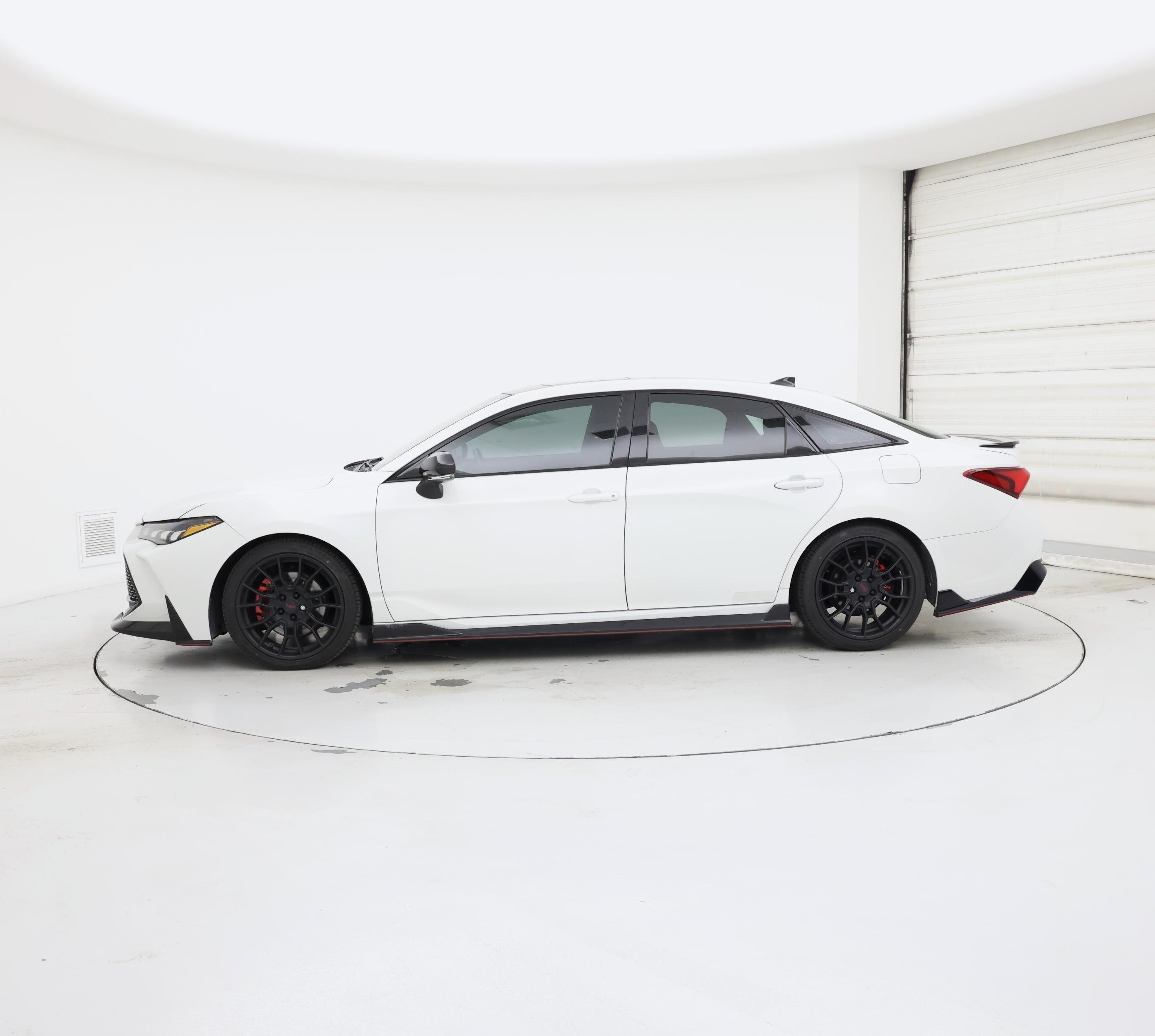 Thumbnail: 2021 Toyota Avalon - 3