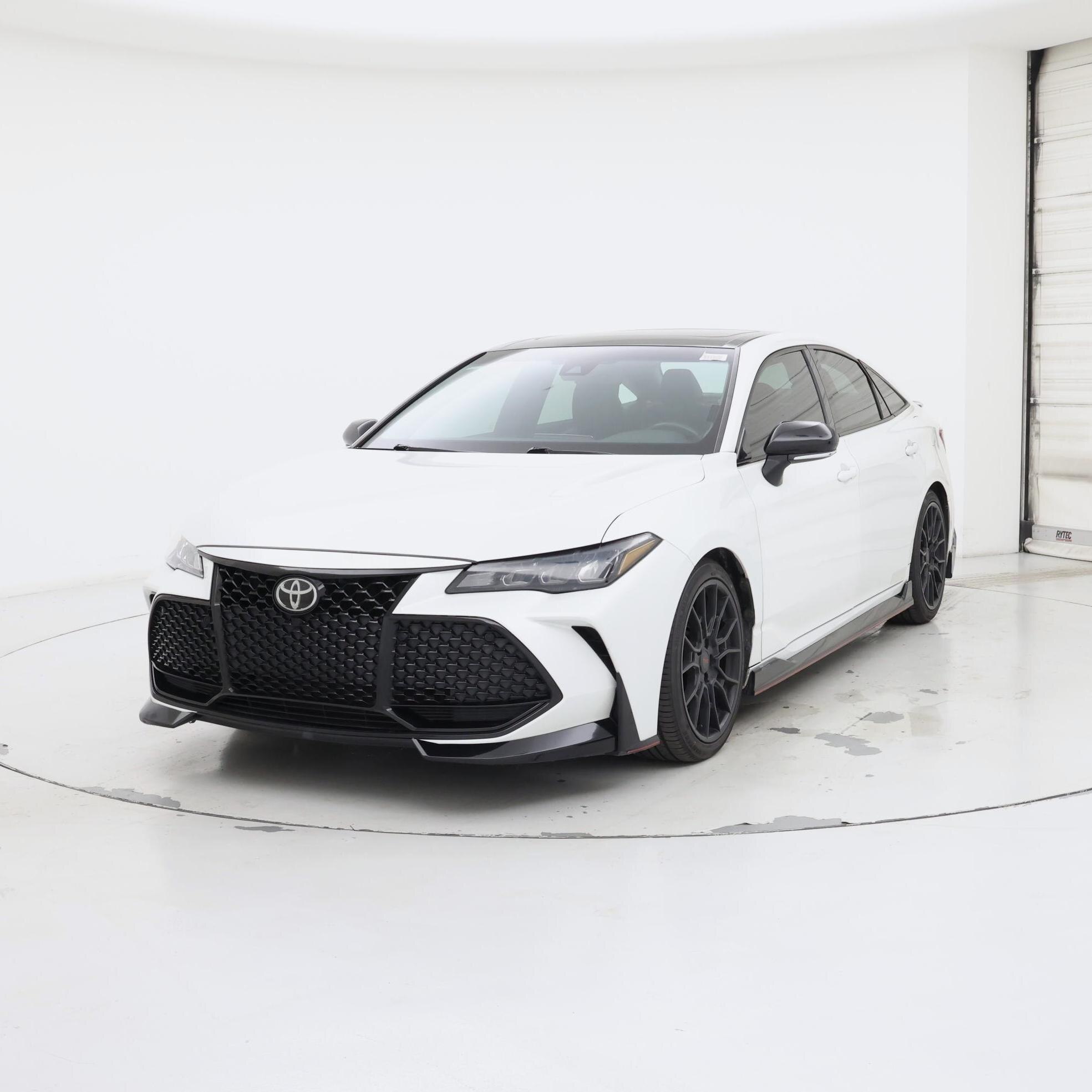 Thumbnail: 2021 Toyota Avalon - 4
