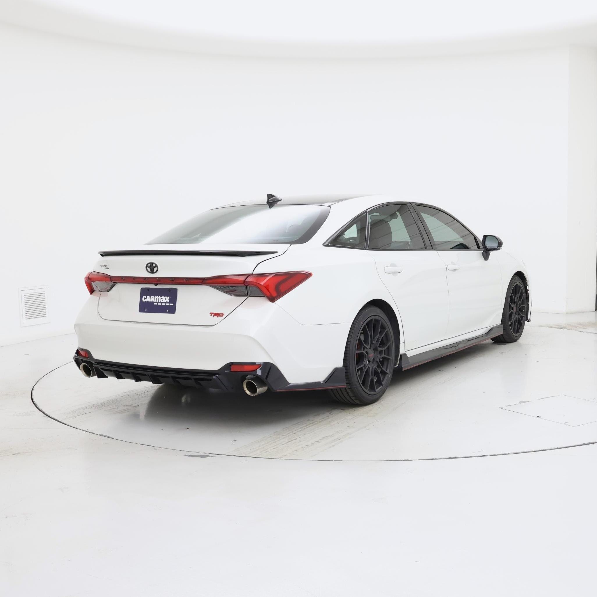 Thumbnail: 2021 Toyota Avalon - 8