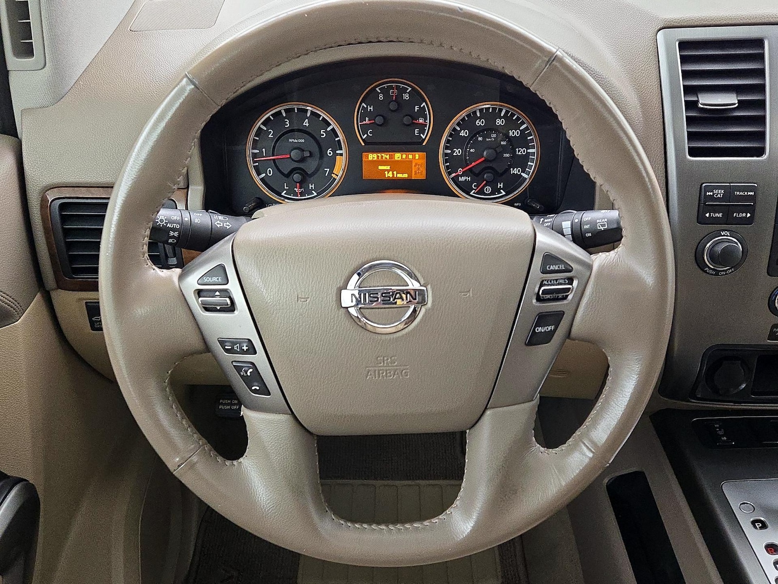 2015 Nissan Armada SL - Photo 11