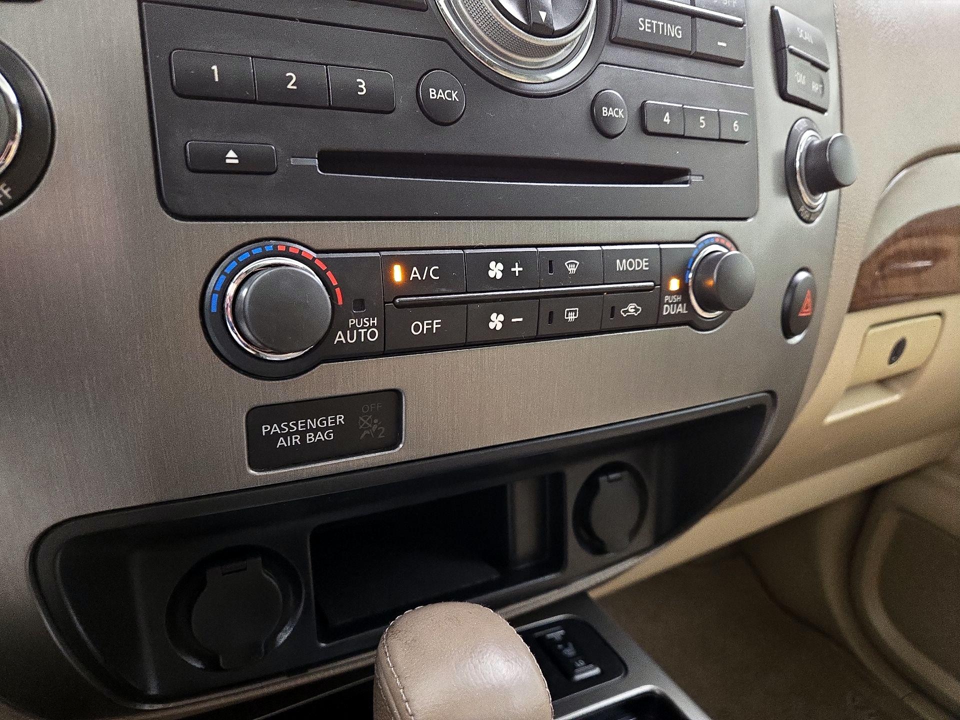 Thumbnail: 2015 Nissan Armada - 16