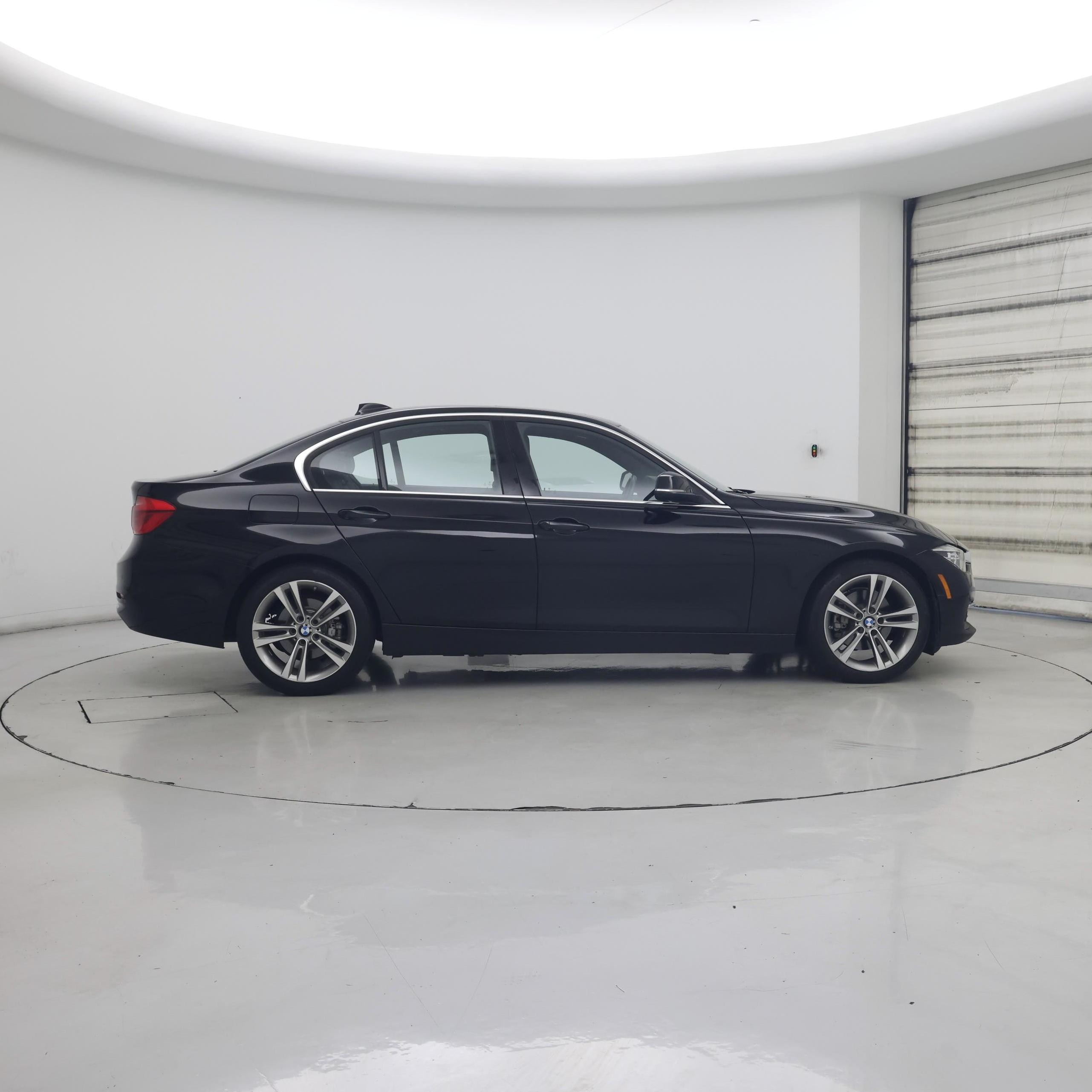 Thumbnail: 2016 BMW 3 Series - 7