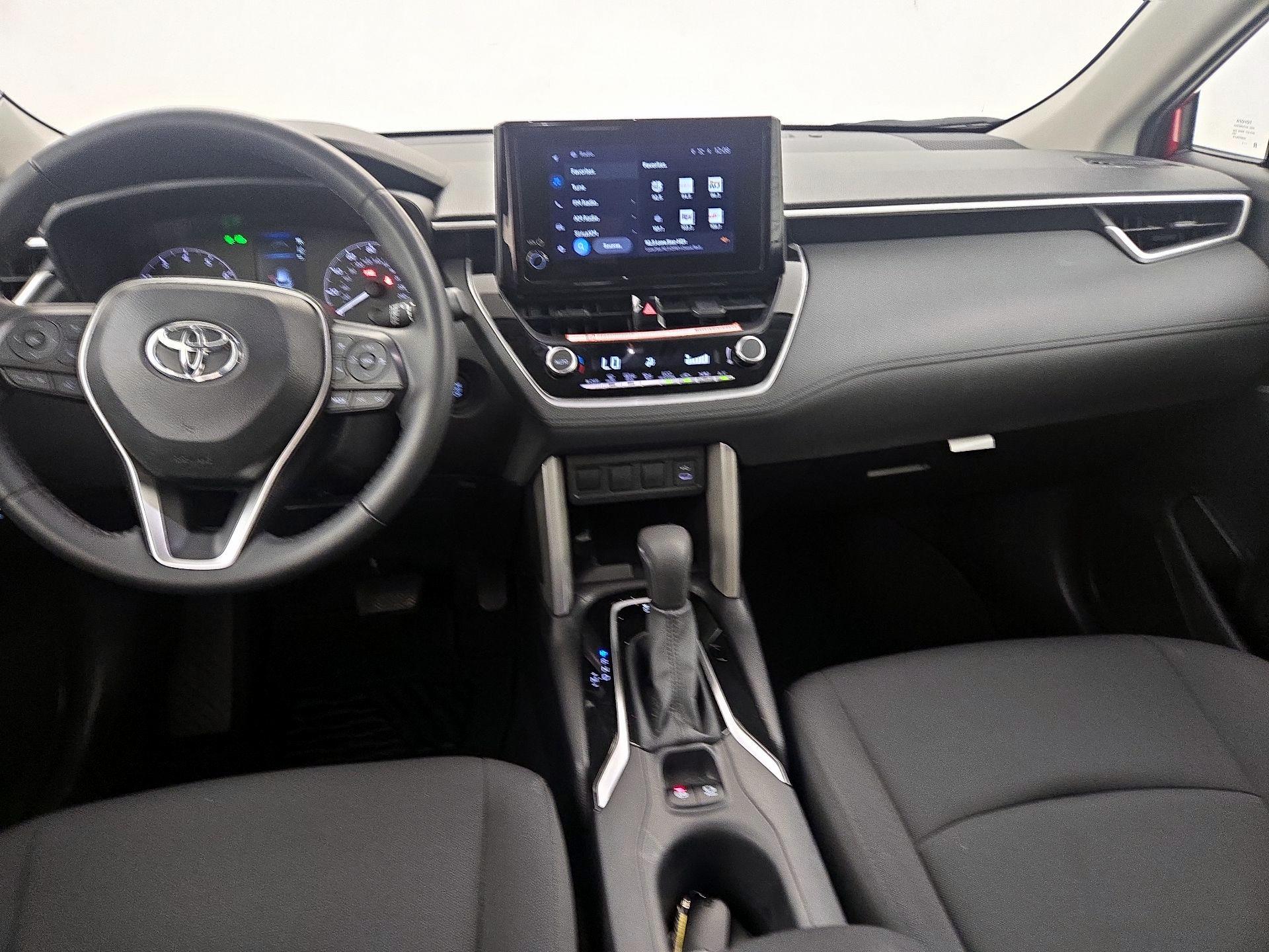 Thumbnail: 2025 Toyota Corolla Cross - 9