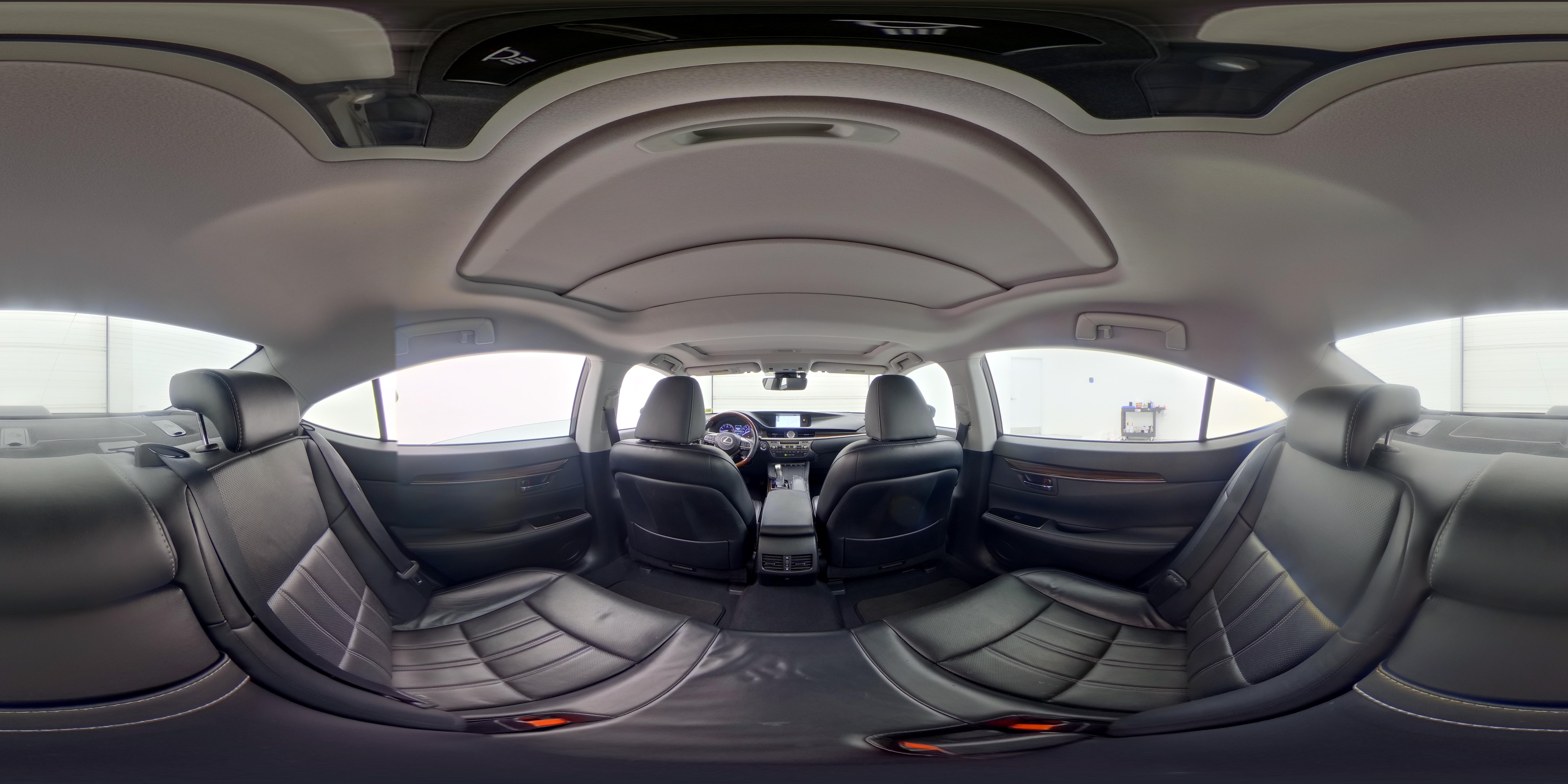 2017 Lexus ES 350 - Photo 27