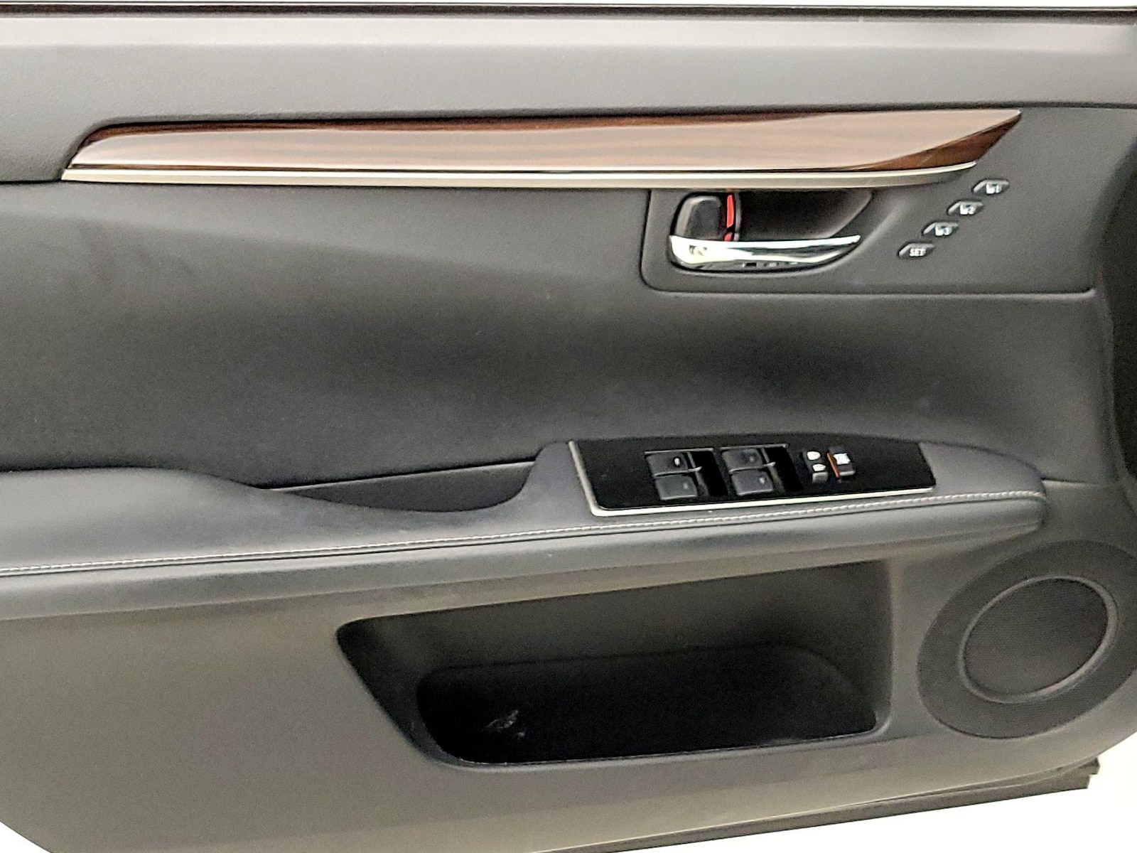 2017 Lexus ES 350 - Photo 13