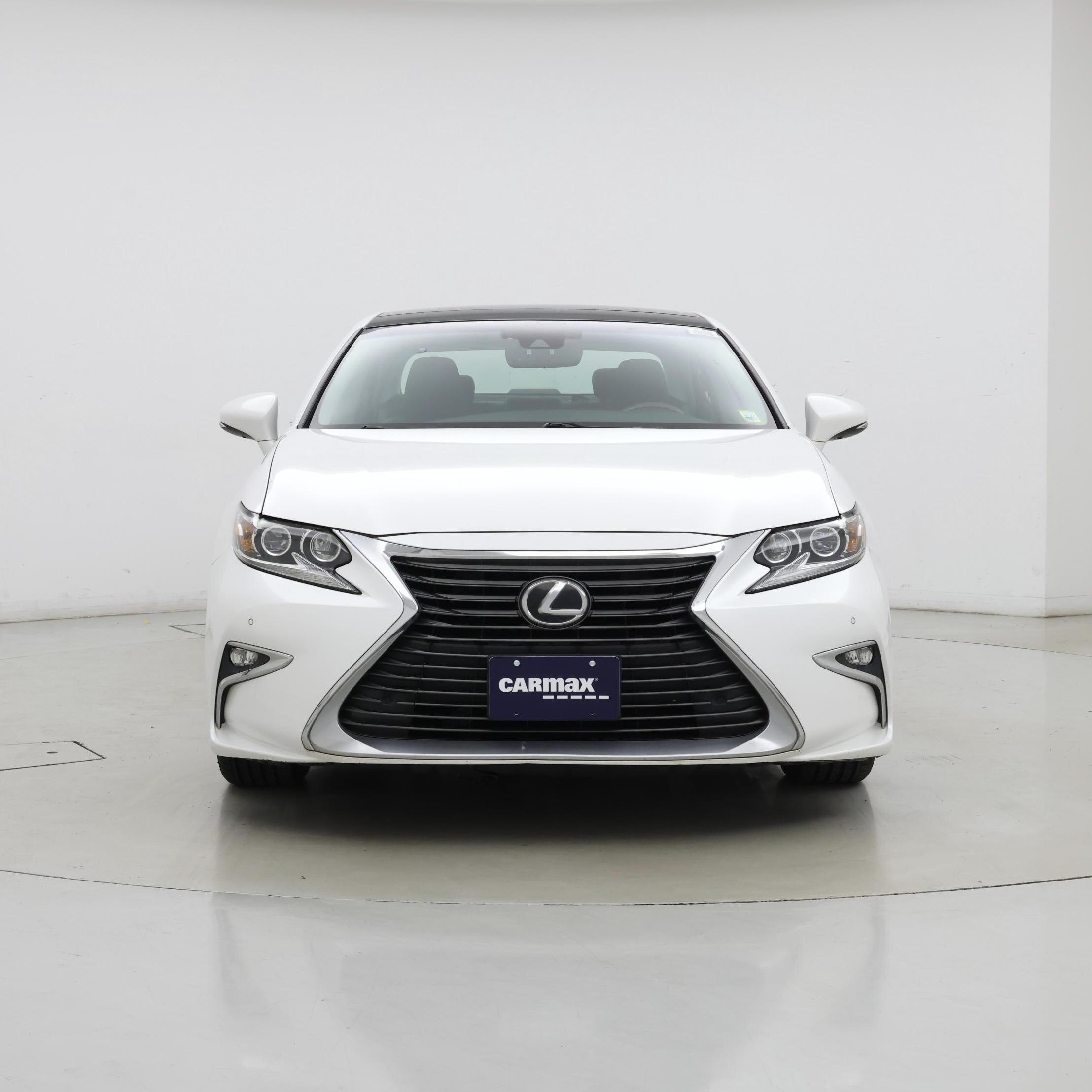 Thumbnail: 2017 Lexus ES - 5