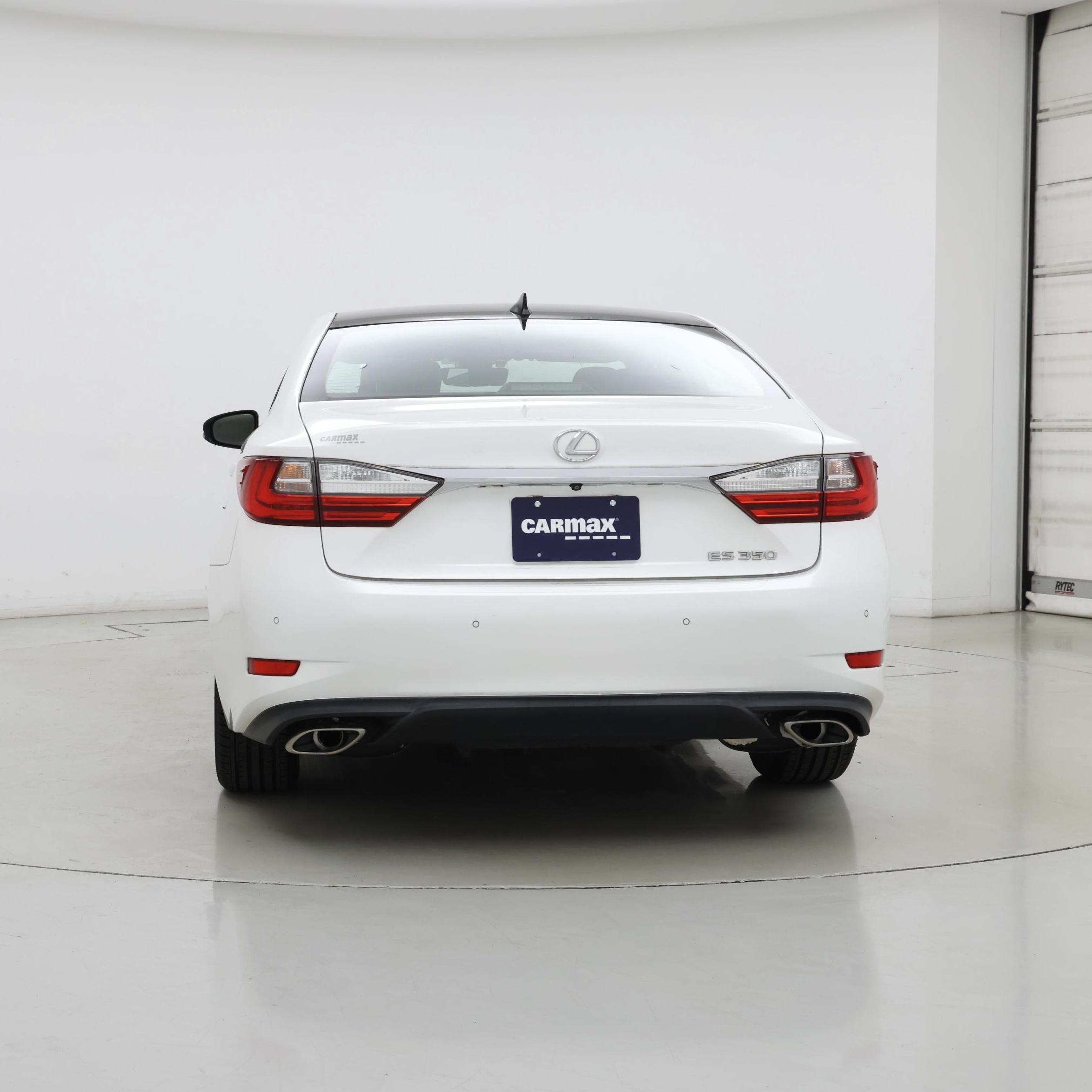 Thumbnail: 2017 Lexus ES - 6