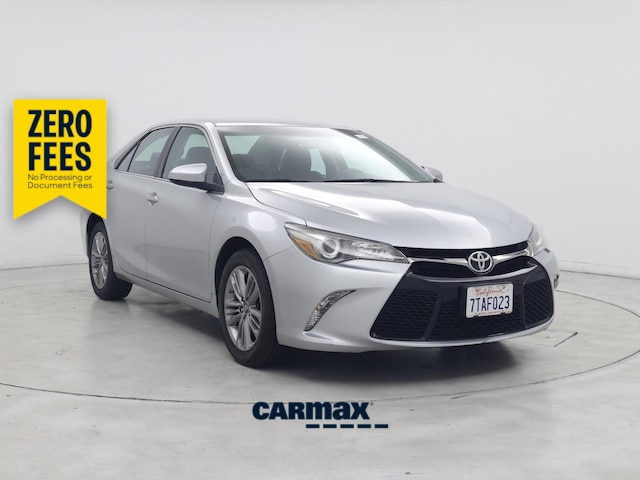 Silver 2016 Toyota Camry Sedan Front-Wheel Drive Automatic