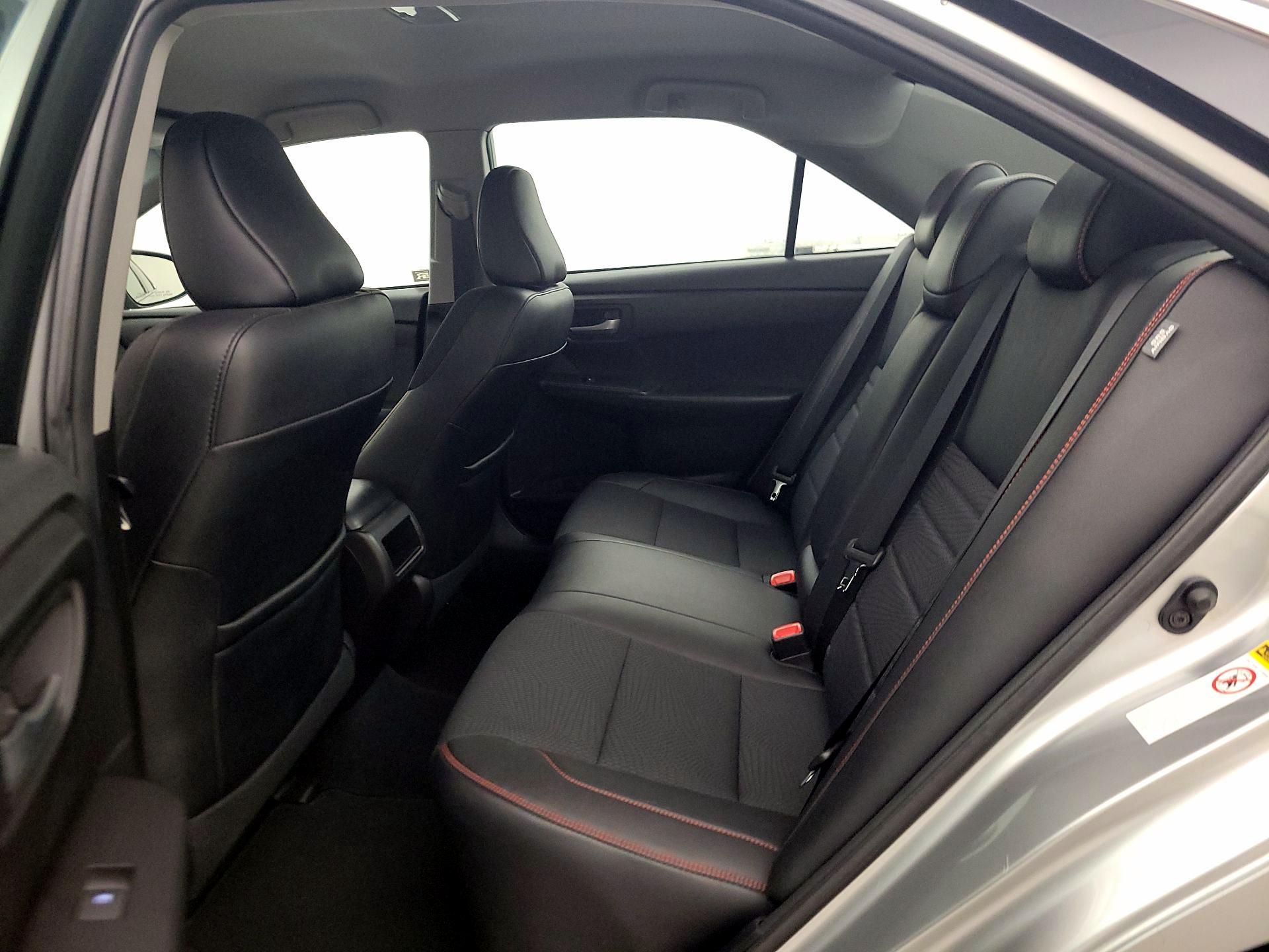 Thumbnail: 2016 Toyota Camry - 19