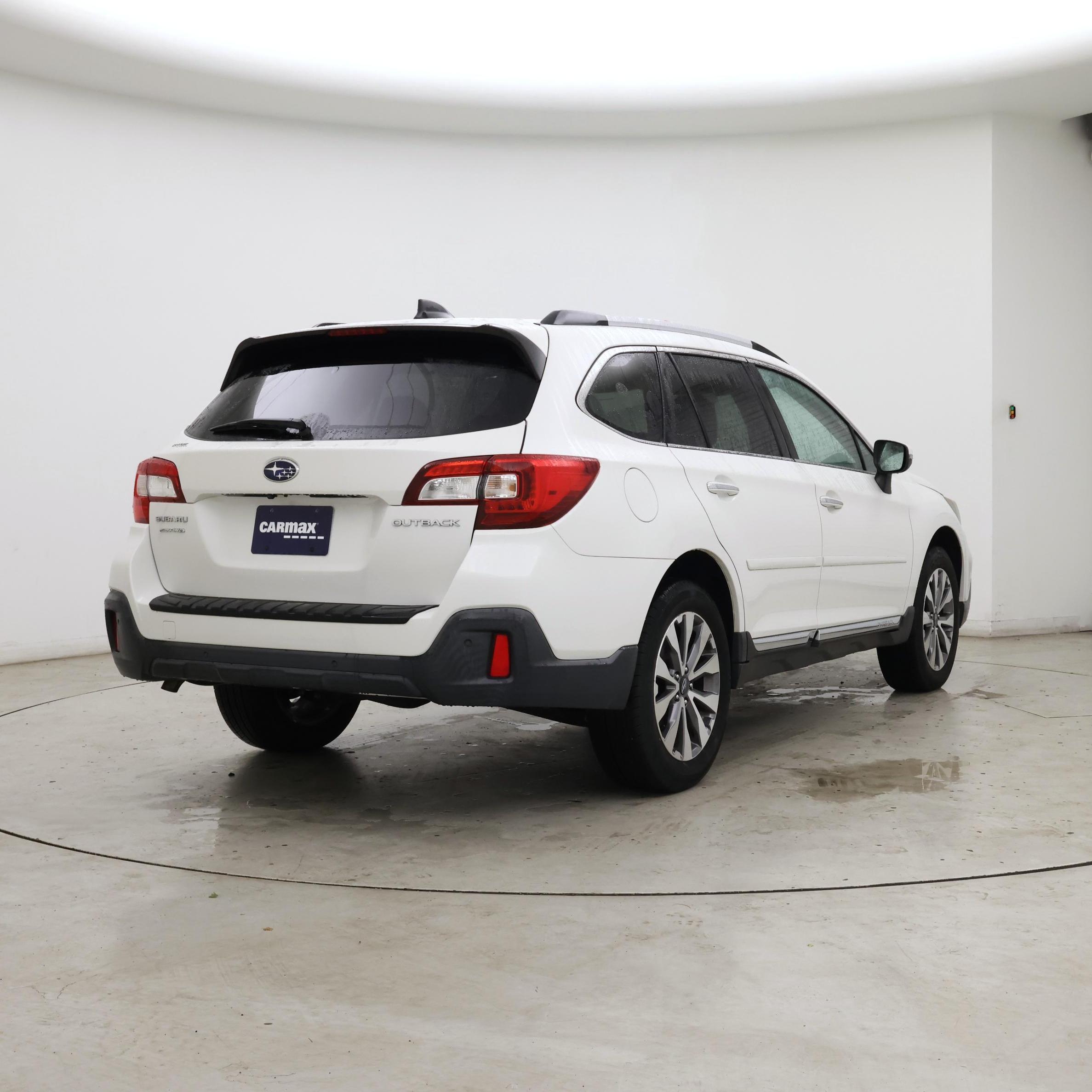 Thumbnail: 2019 Subaru Outback - 8