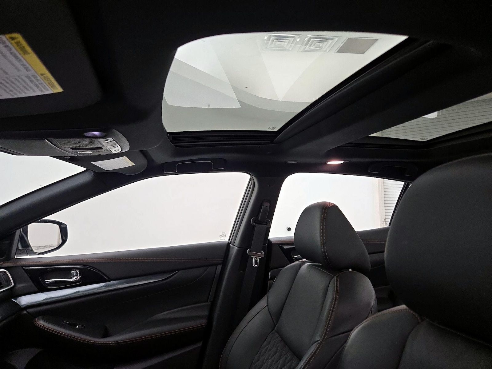 2021 Nissan Maxima SR - Photo 21
