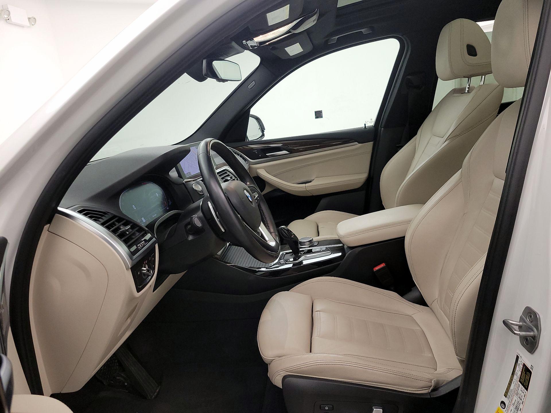 Thumbnail: 2021 BMW X3 - 11